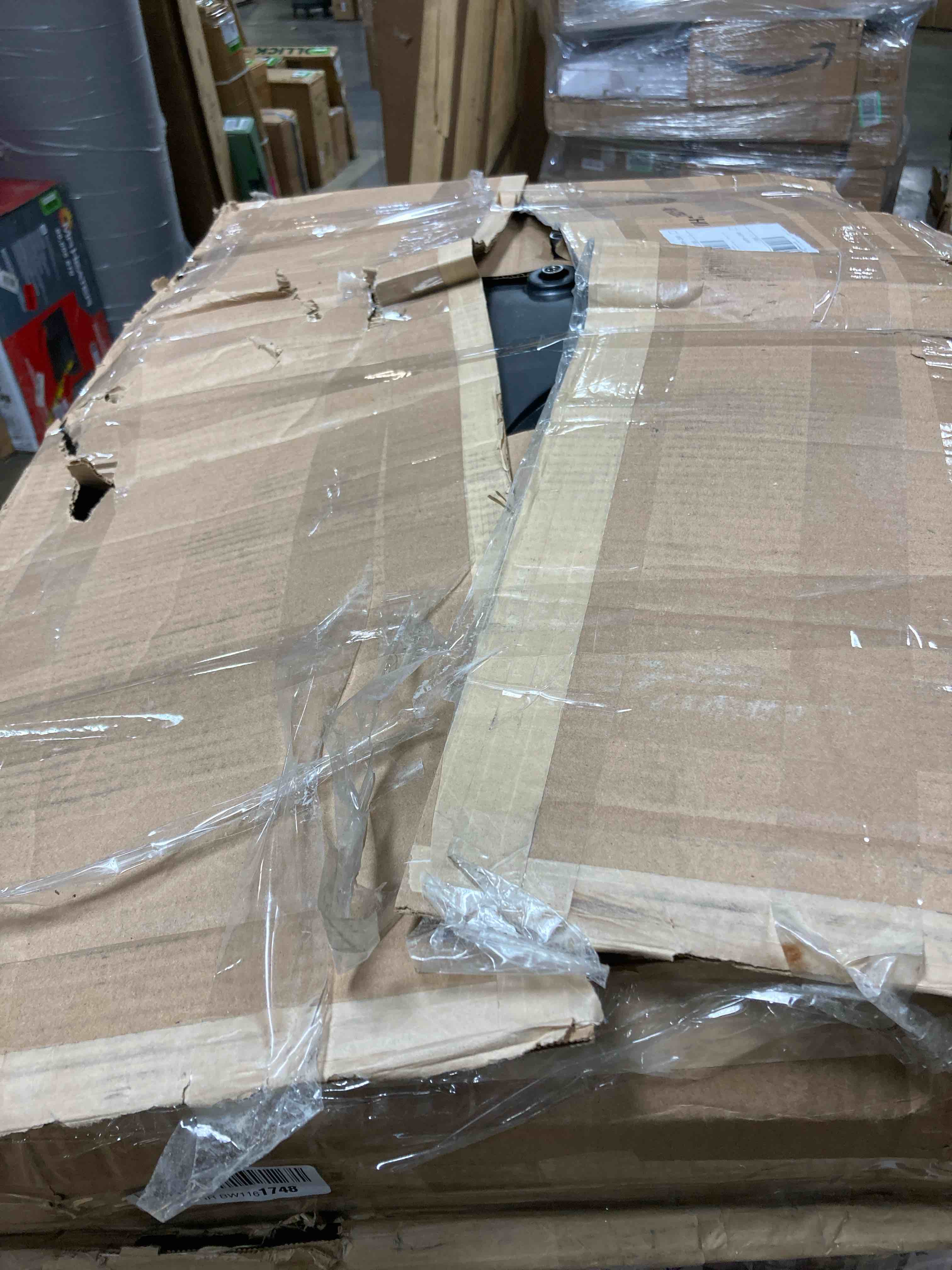 https://s3.amazonaws.com/lotting-images-prod/phillipi/RED5109989_1706029427315.jpeg