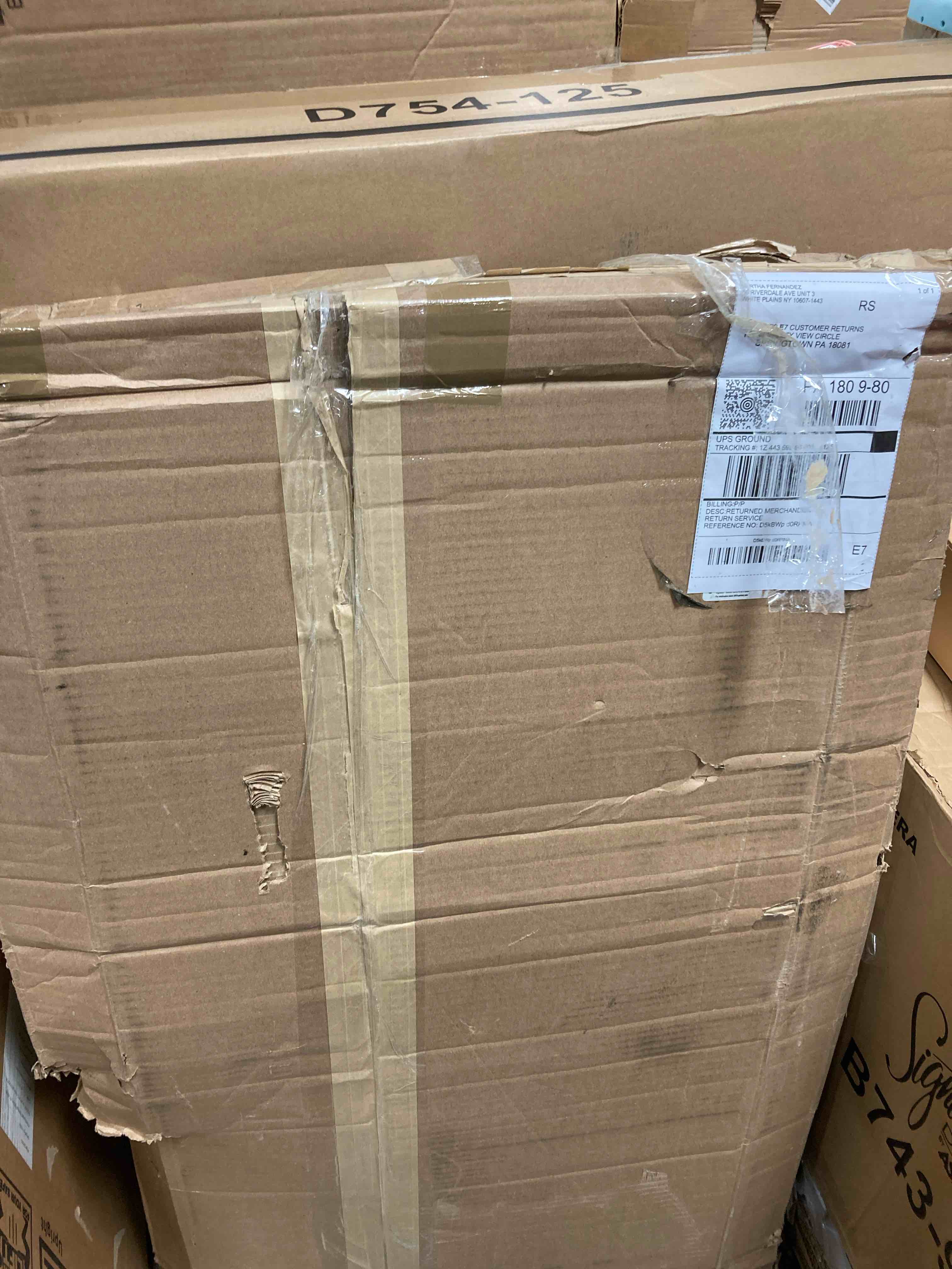 https://s3.amazonaws.com/lotting-images-prod/phillipi/RED5109989_1706029445356.jpeg