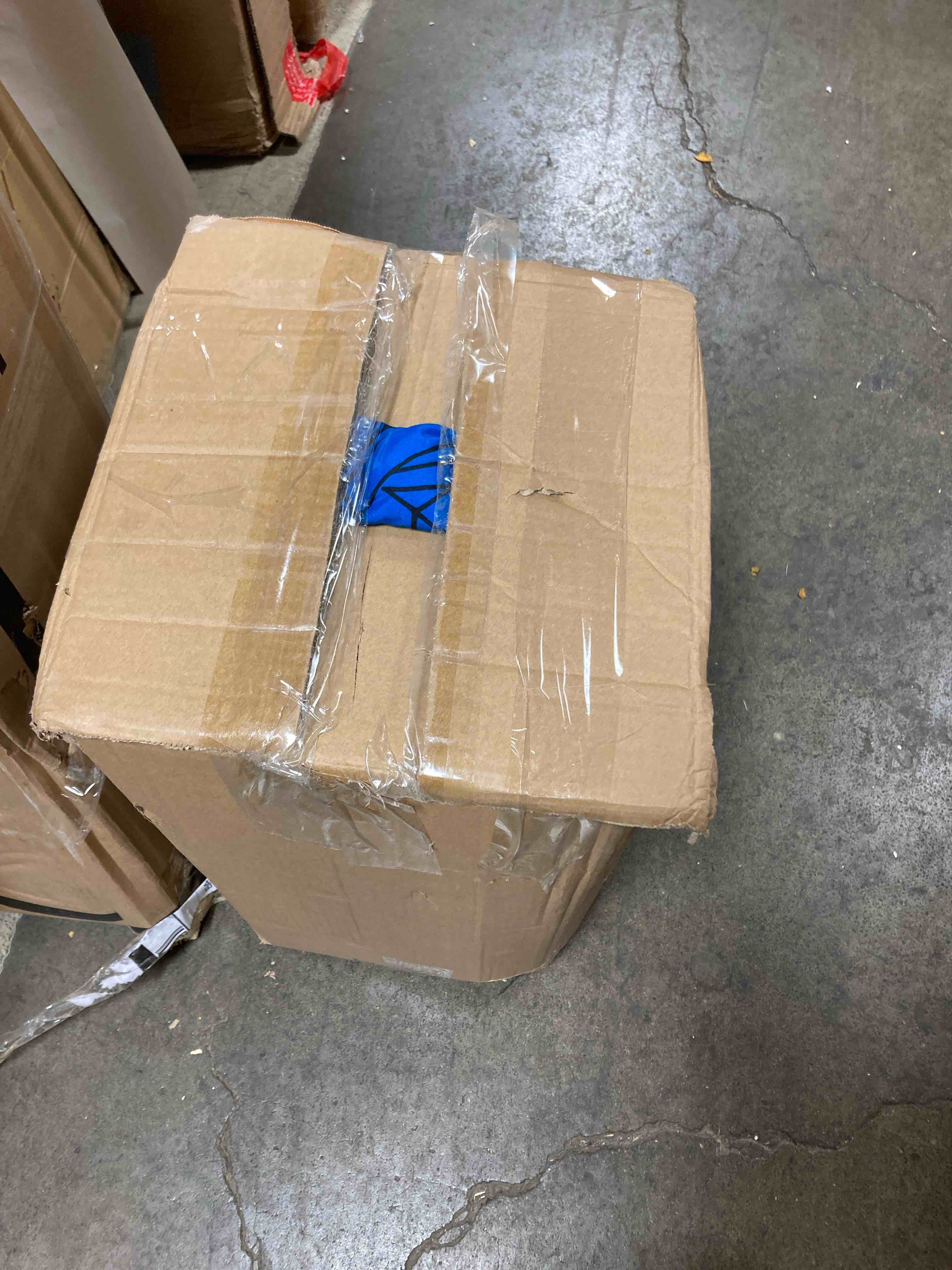 https://s3.amazonaws.com/lotting-images-prod/phillipi/RED5109996_1706030907877.jpeg
