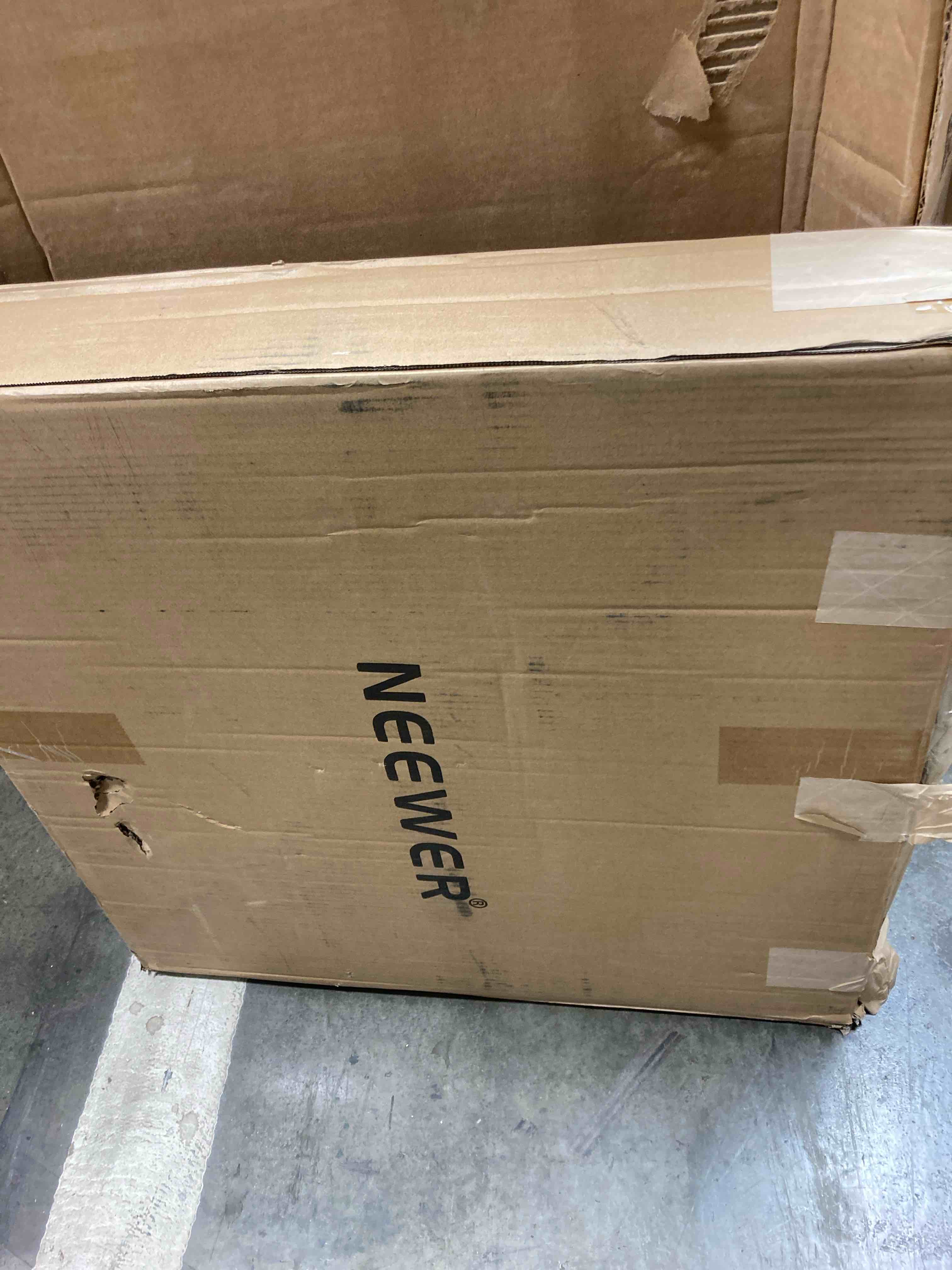 https://s3.amazonaws.com/lotting-images-prod/phillipi/RED5109999_1706031306749.jpeg