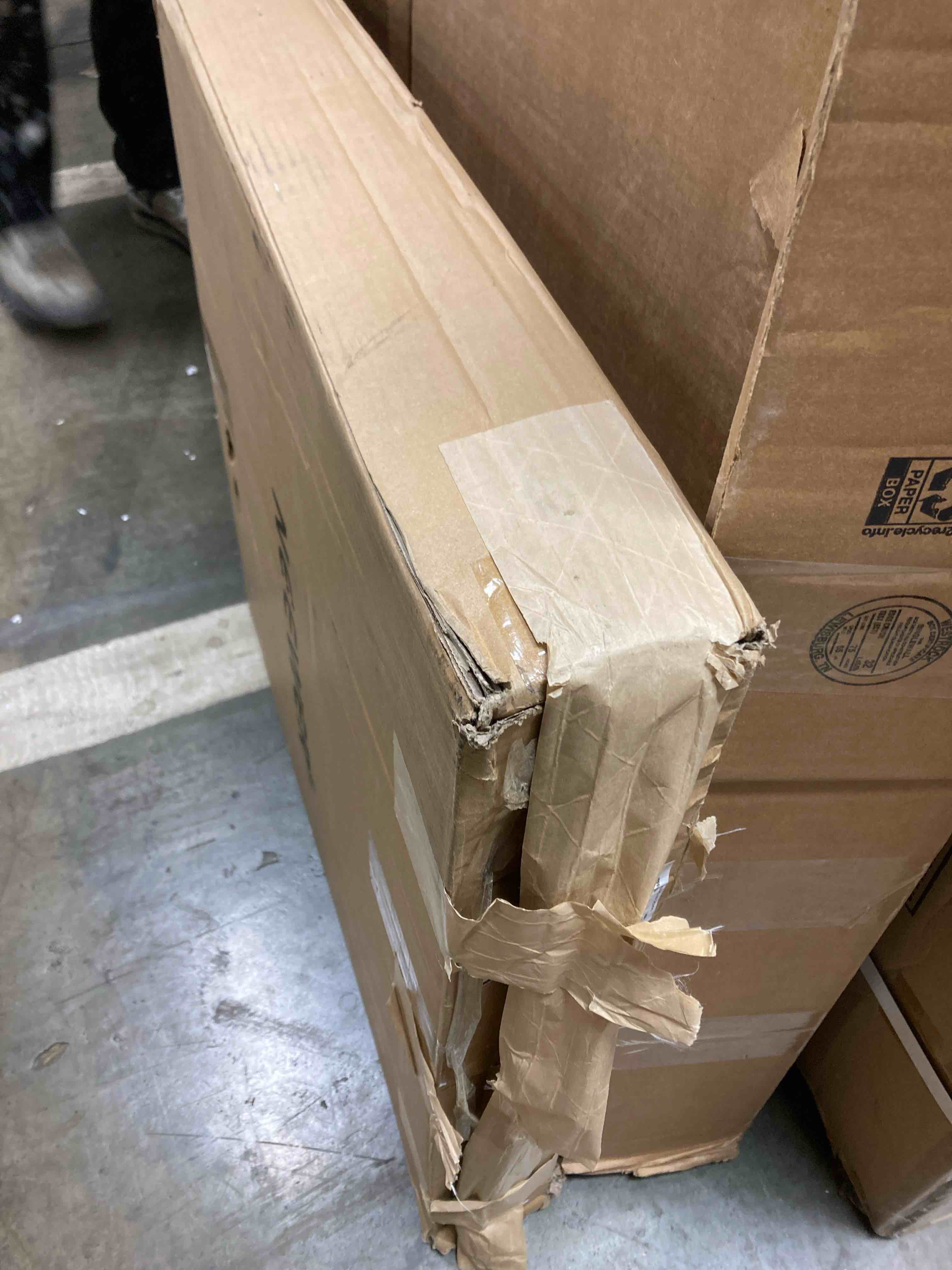 https://s3.amazonaws.com/lotting-images-prod/phillipi/RED5109999_1706031309373.jpeg