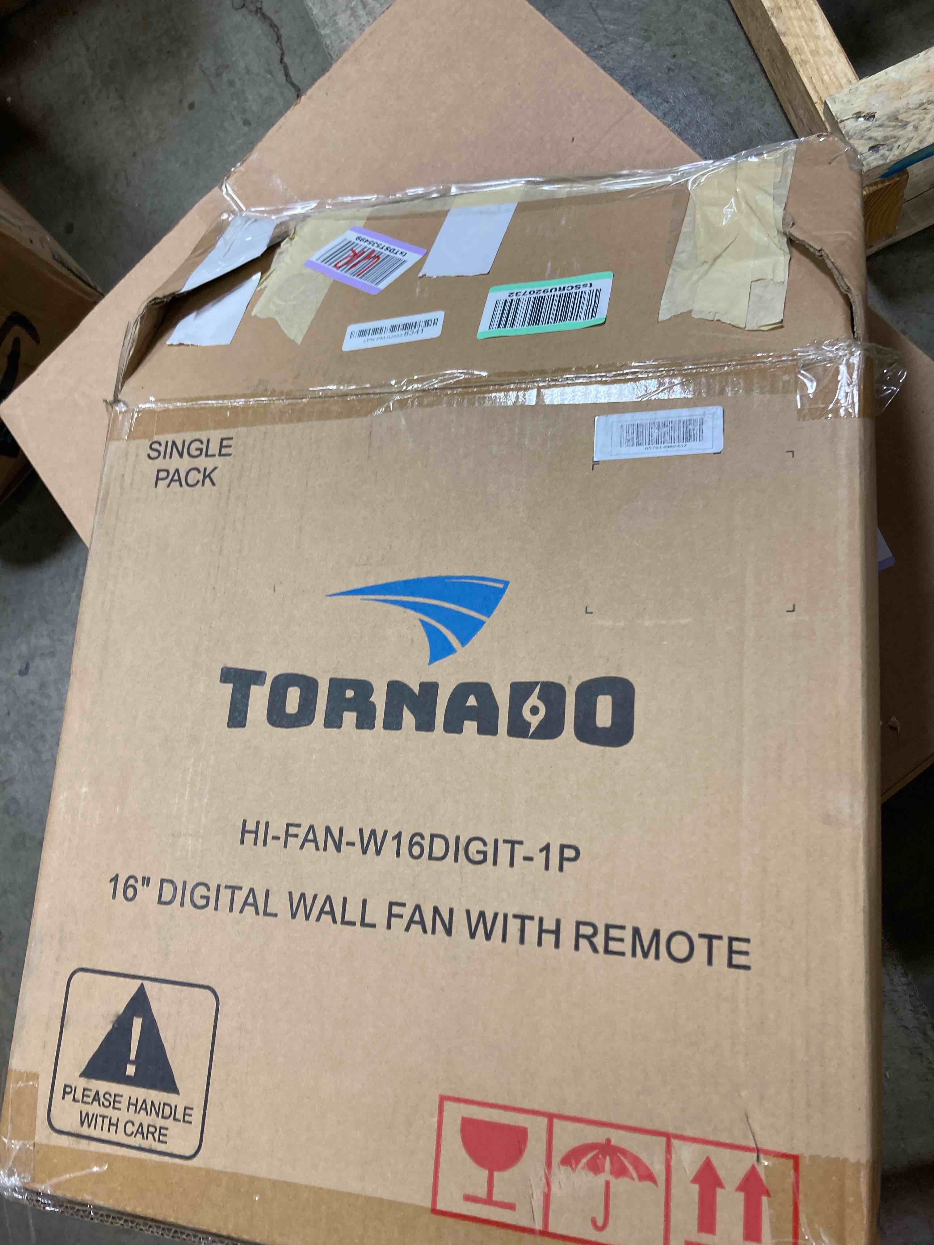 https://s3.amazonaws.com/lotting-images-prod/phillipi/RED5110013_1706037499396.jpeg