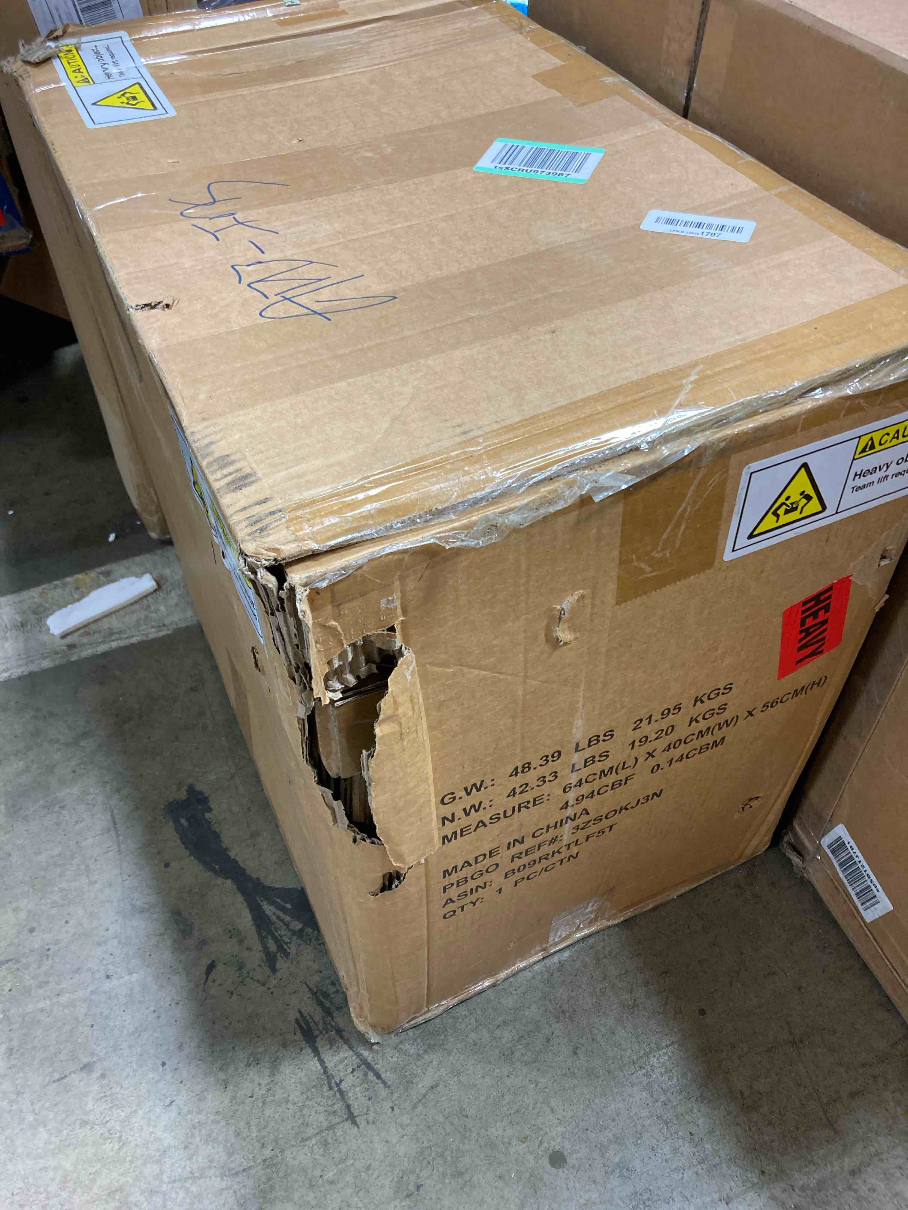 https://s3.amazonaws.com/lotting-images-prod/phillipi/RED5110014_1706037786604.jpeg