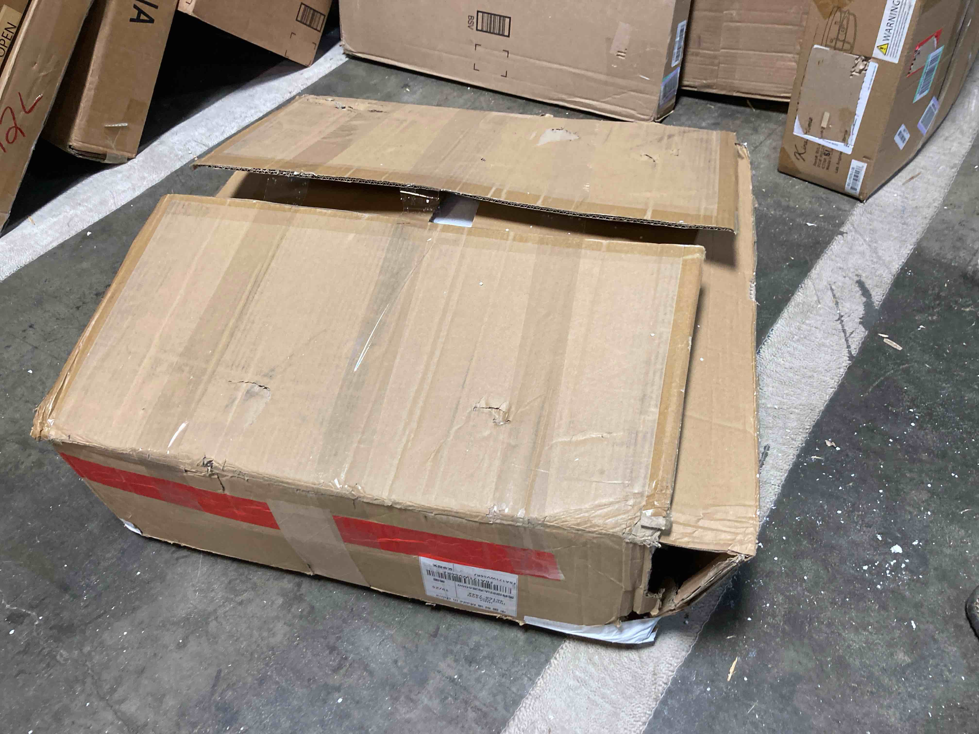 https://s3.amazonaws.com/lotting-images-prod/phillipi/RED5110050_1706194670186.jpeg
