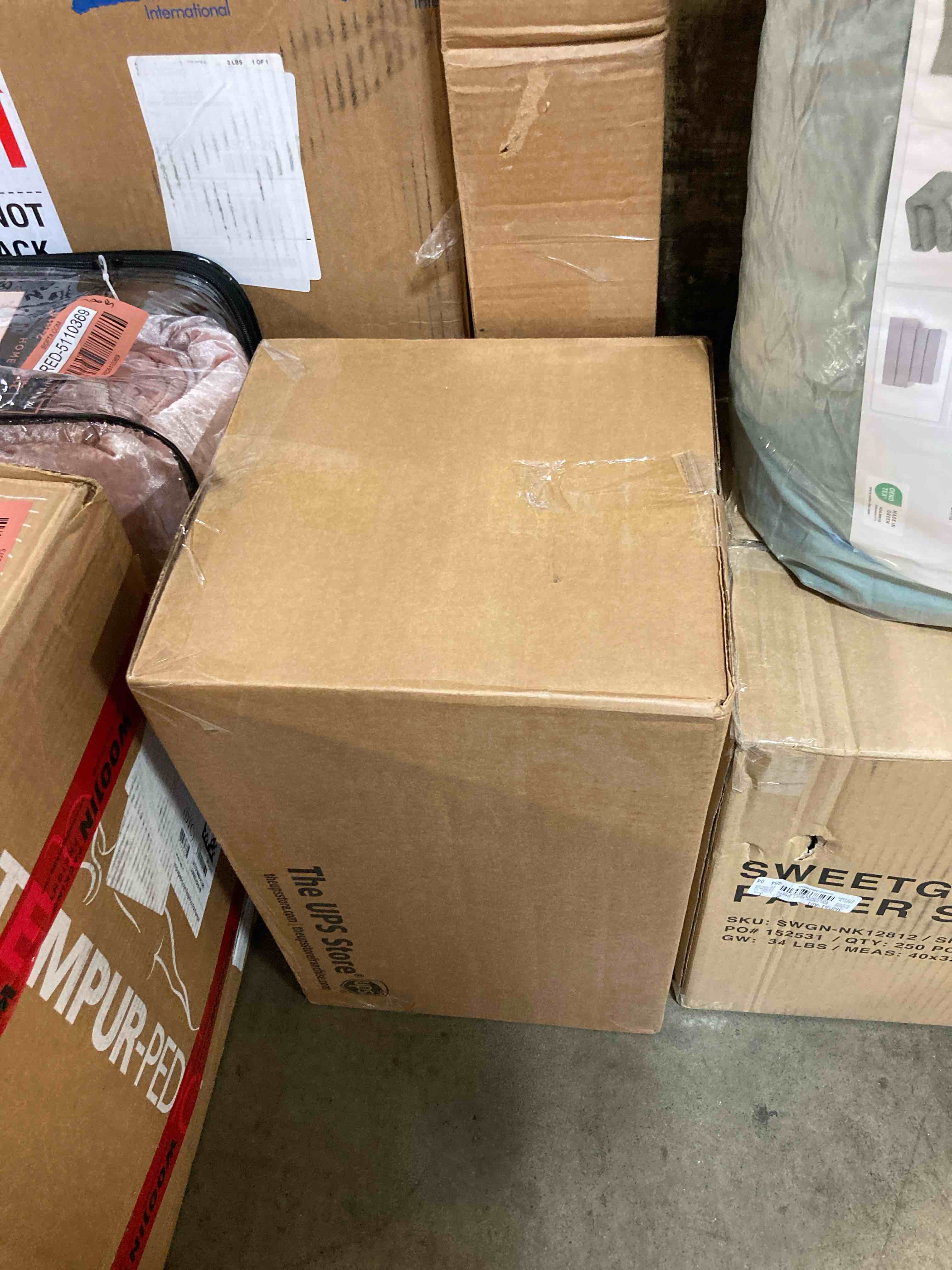 https://s3.amazonaws.com/lotting-images-prod/phillipi/RED5110374_1706807557135.jpeg