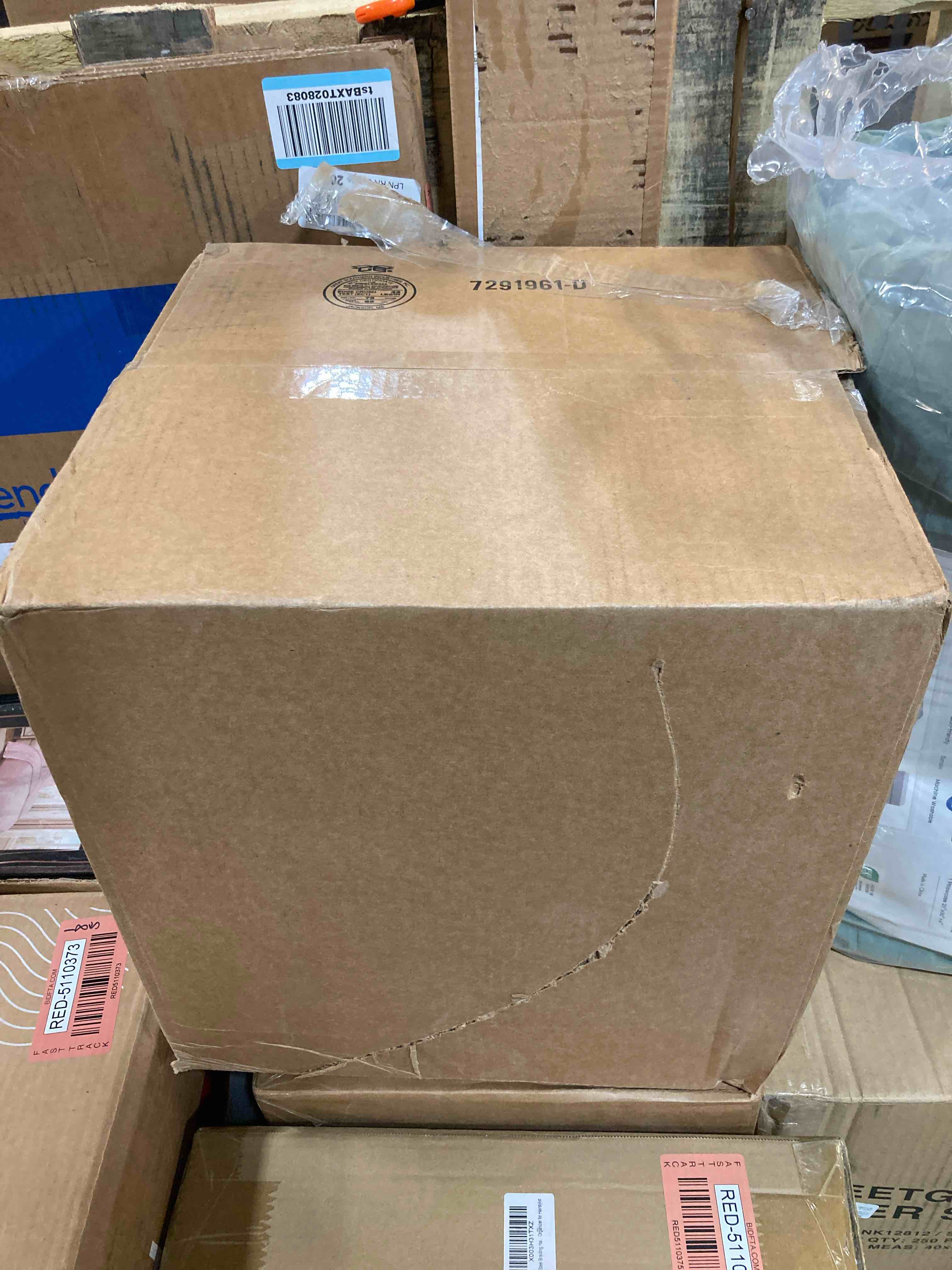 https://s3.amazonaws.com/lotting-images-prod/phillipi/RED5110376_1706807672322.jpeg