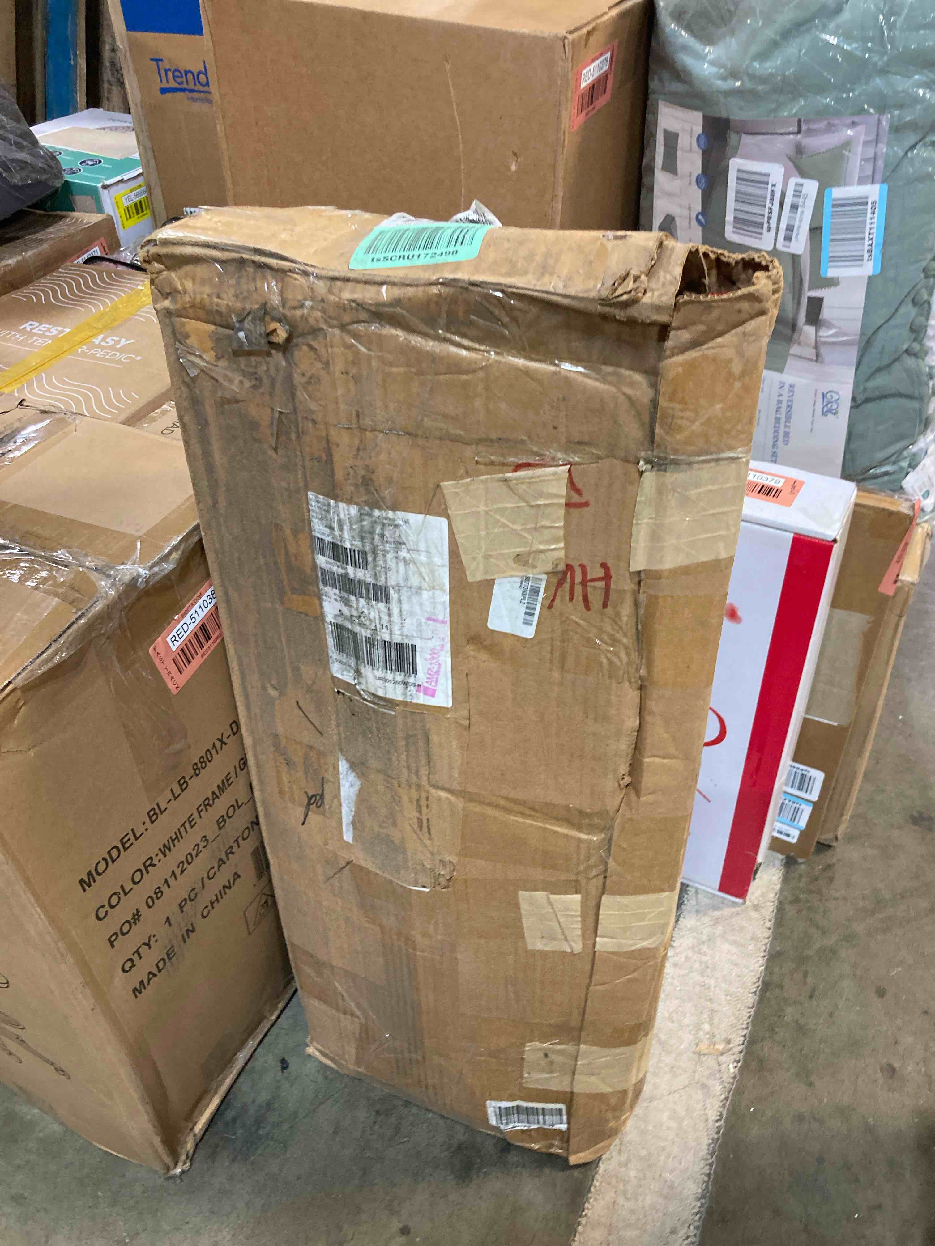 https://s3.amazonaws.com/lotting-images-prod/phillipi/RED5110384_1706808602623.jpeg