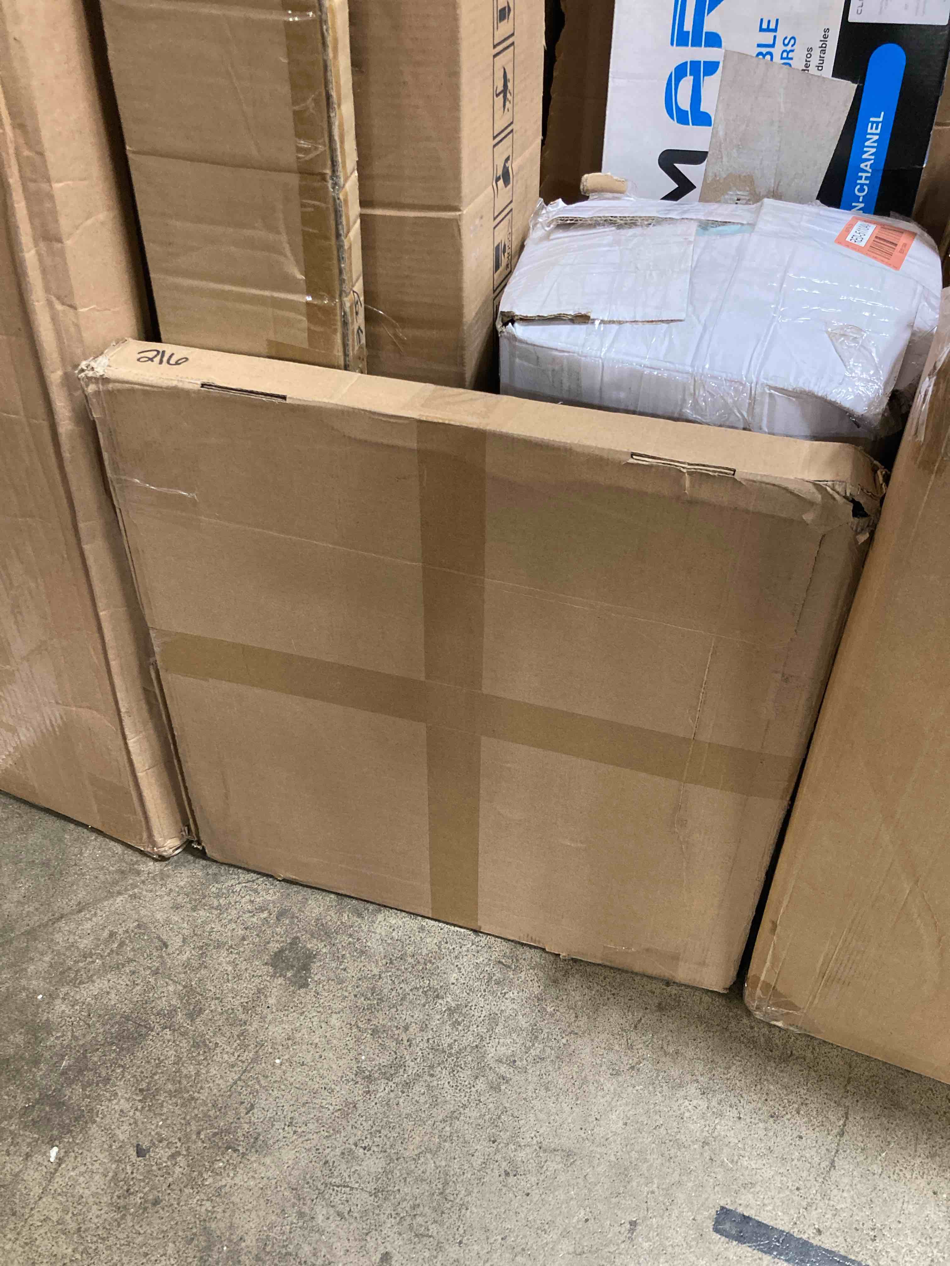 https://s3.amazonaws.com/lotting-images-prod/phillipi/RED5110412_1706811578287.jpeg