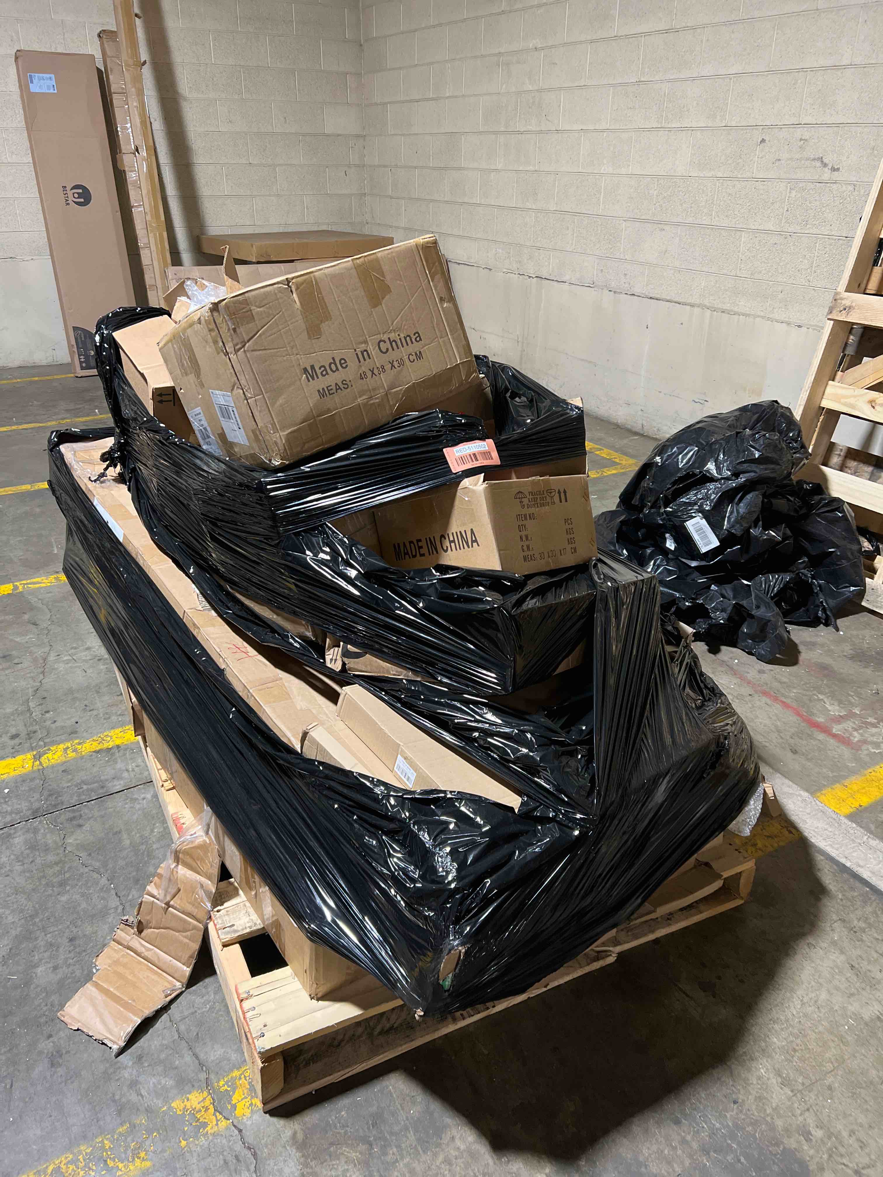 https://s3.amazonaws.com/lotting-images-prod/phillipi/RED5110502_1707150315344.jpeg