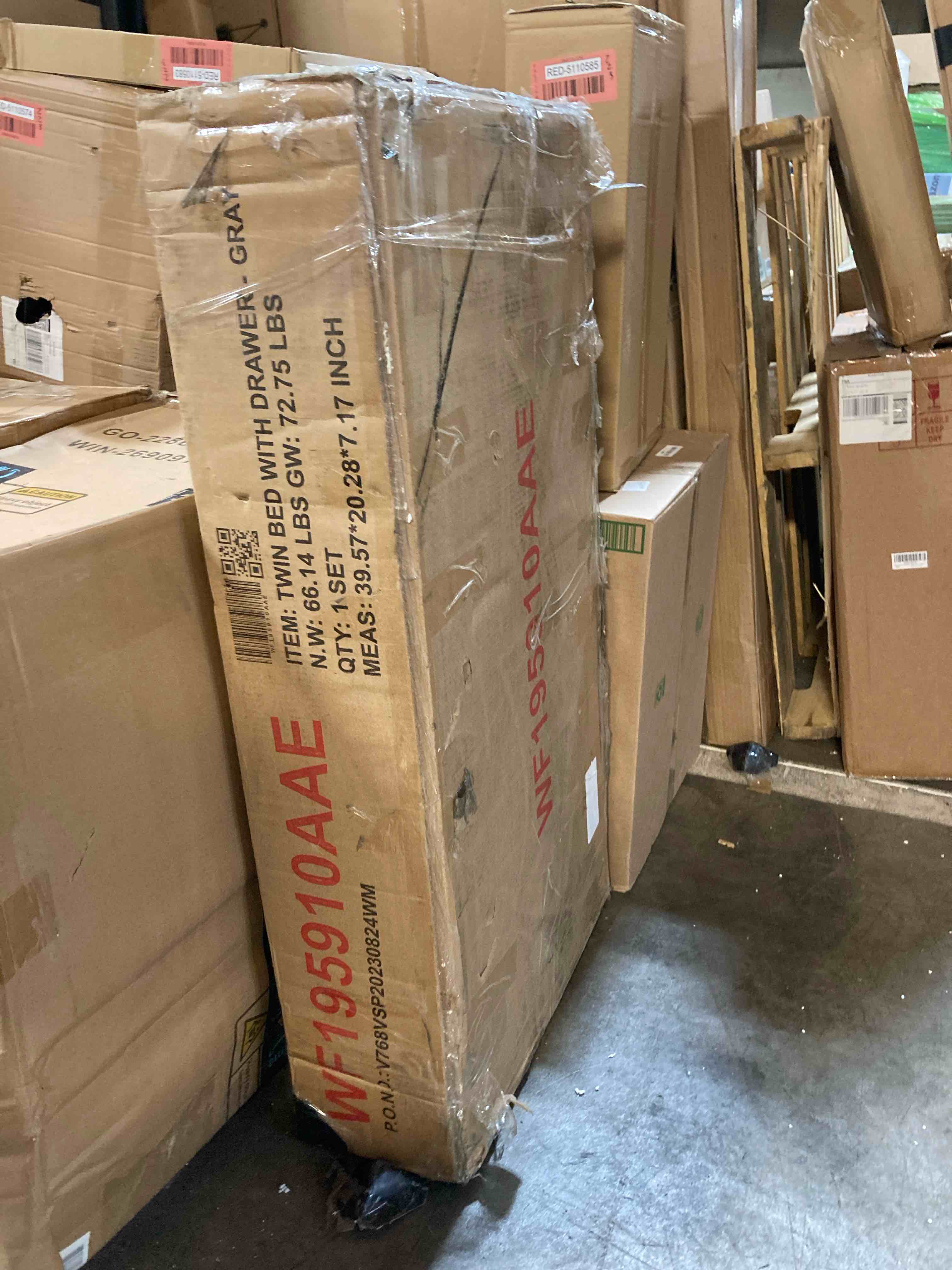 https://s3.amazonaws.com/lotting-images-prod/phillipi/RED5110587_1707761731494.jpeg