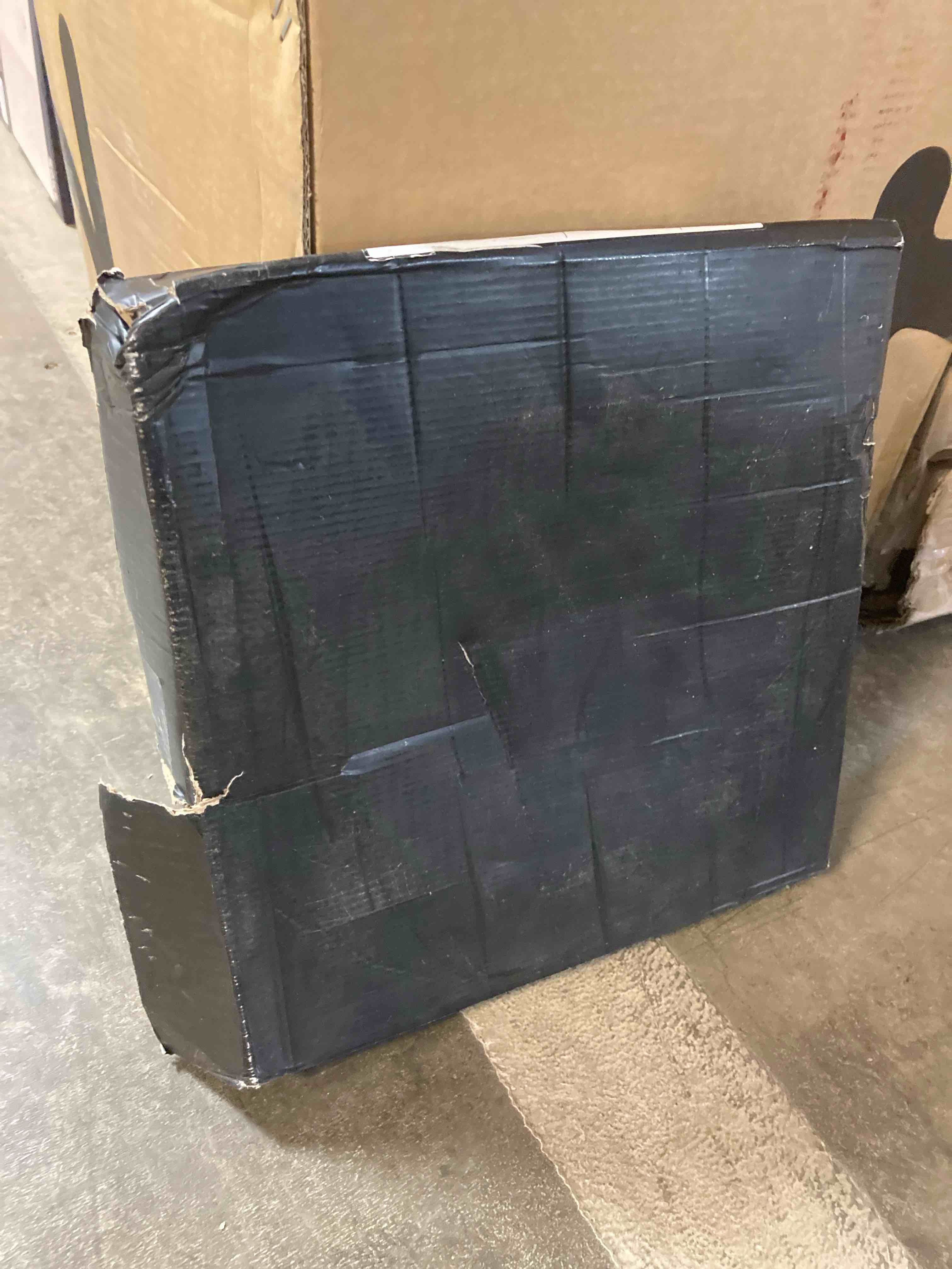 https://s3.amazonaws.com/lotting-images-prod/phillipi/RED5110593_1707843600891.jpeg