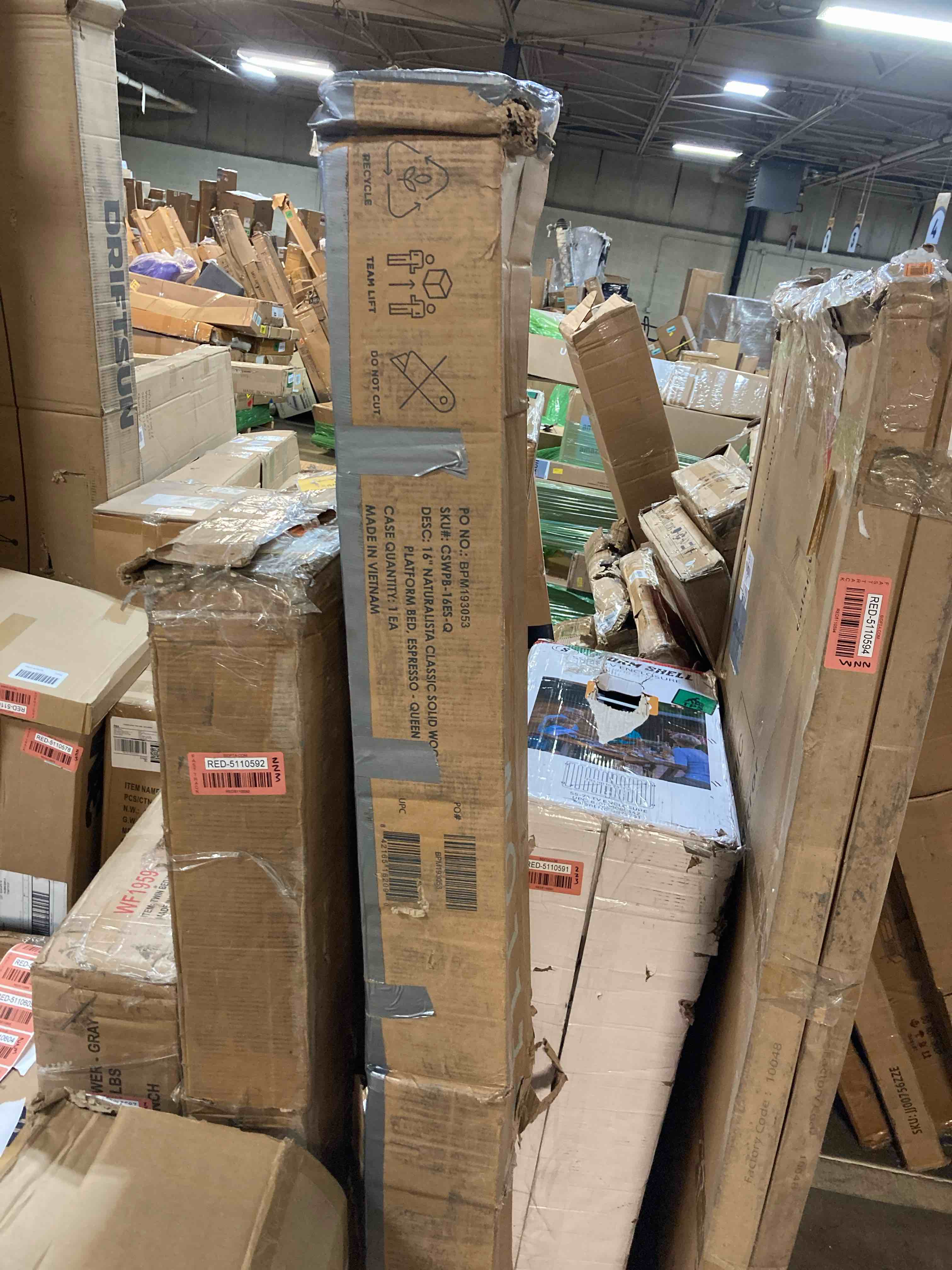 https://s3.amazonaws.com/lotting-images-prod/phillipi/RED5110595_1707843826130.jpeg
