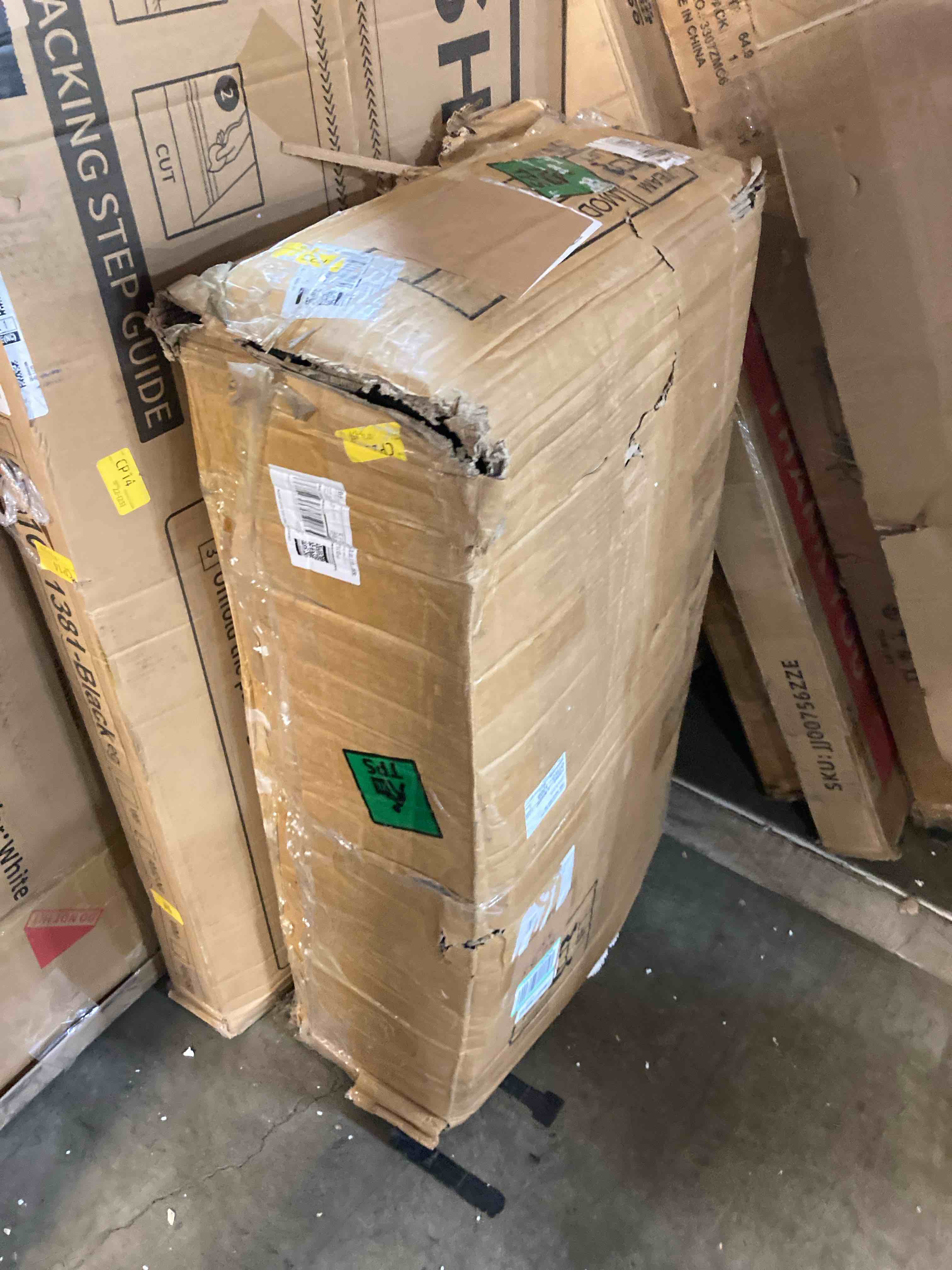 https://s3.amazonaws.com/lotting-images-prod/phillipi/RED5110600_1707844356639.jpeg