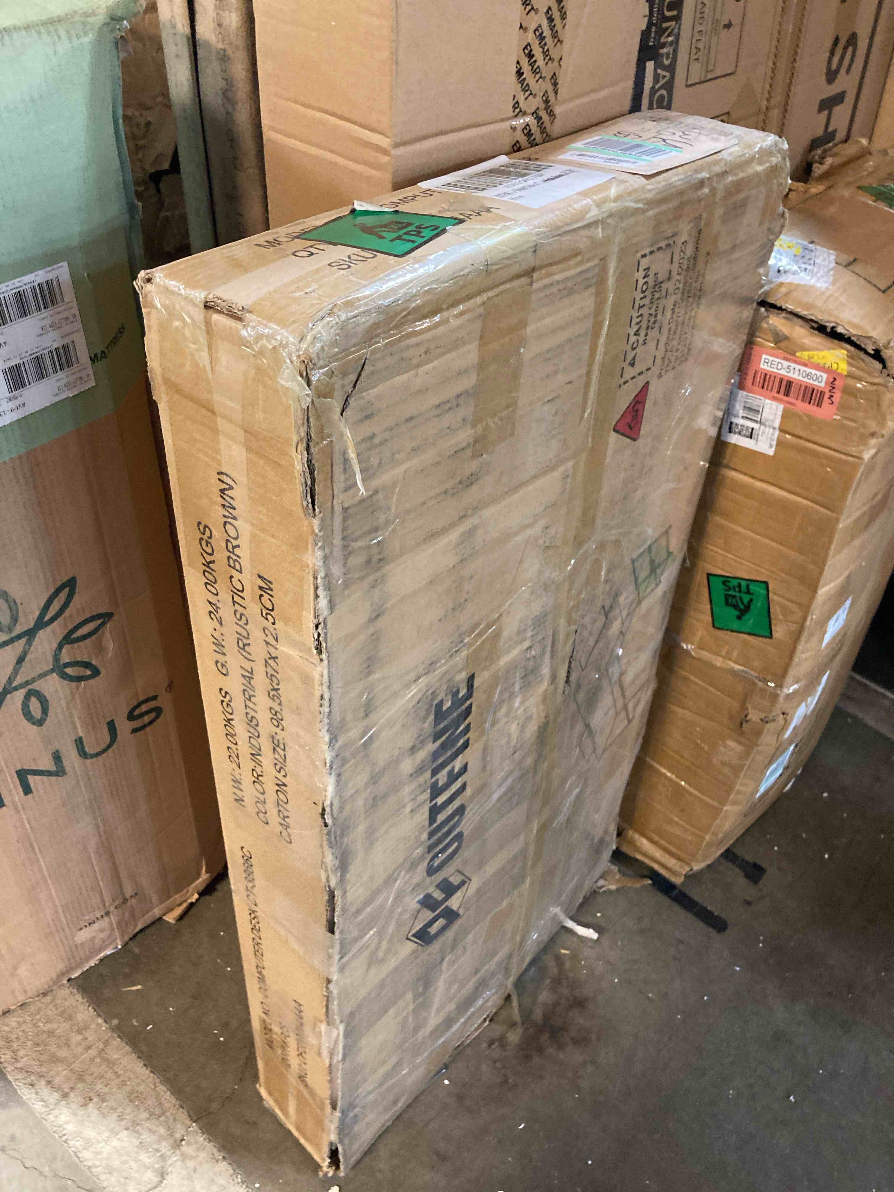 https://s3.amazonaws.com/lotting-images-prod/phillipi/RED5110601_1707844454553.jpeg