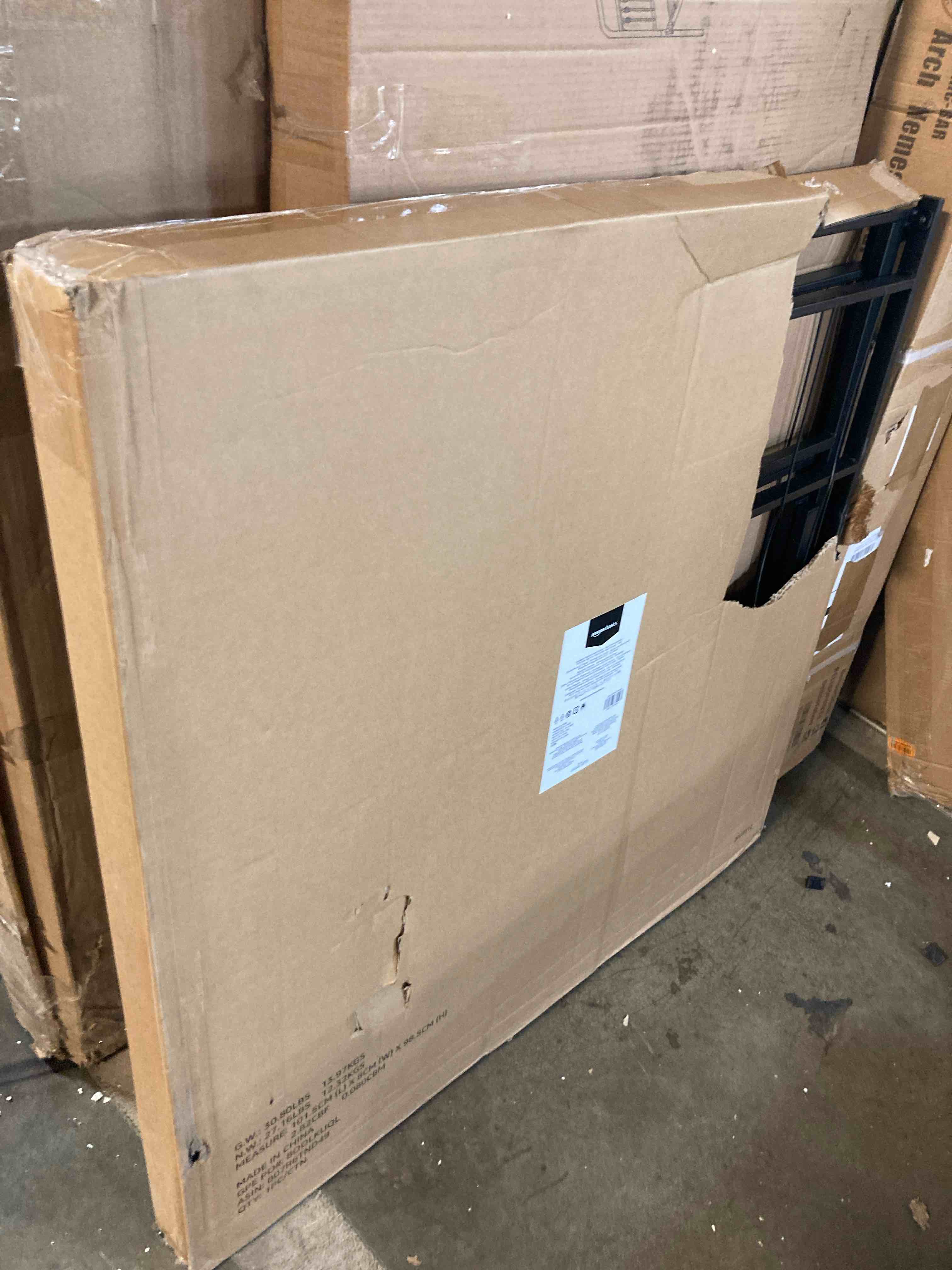 https://s3.amazonaws.com/lotting-images-prod/phillipi/RED5110608_1707845224692.jpeg