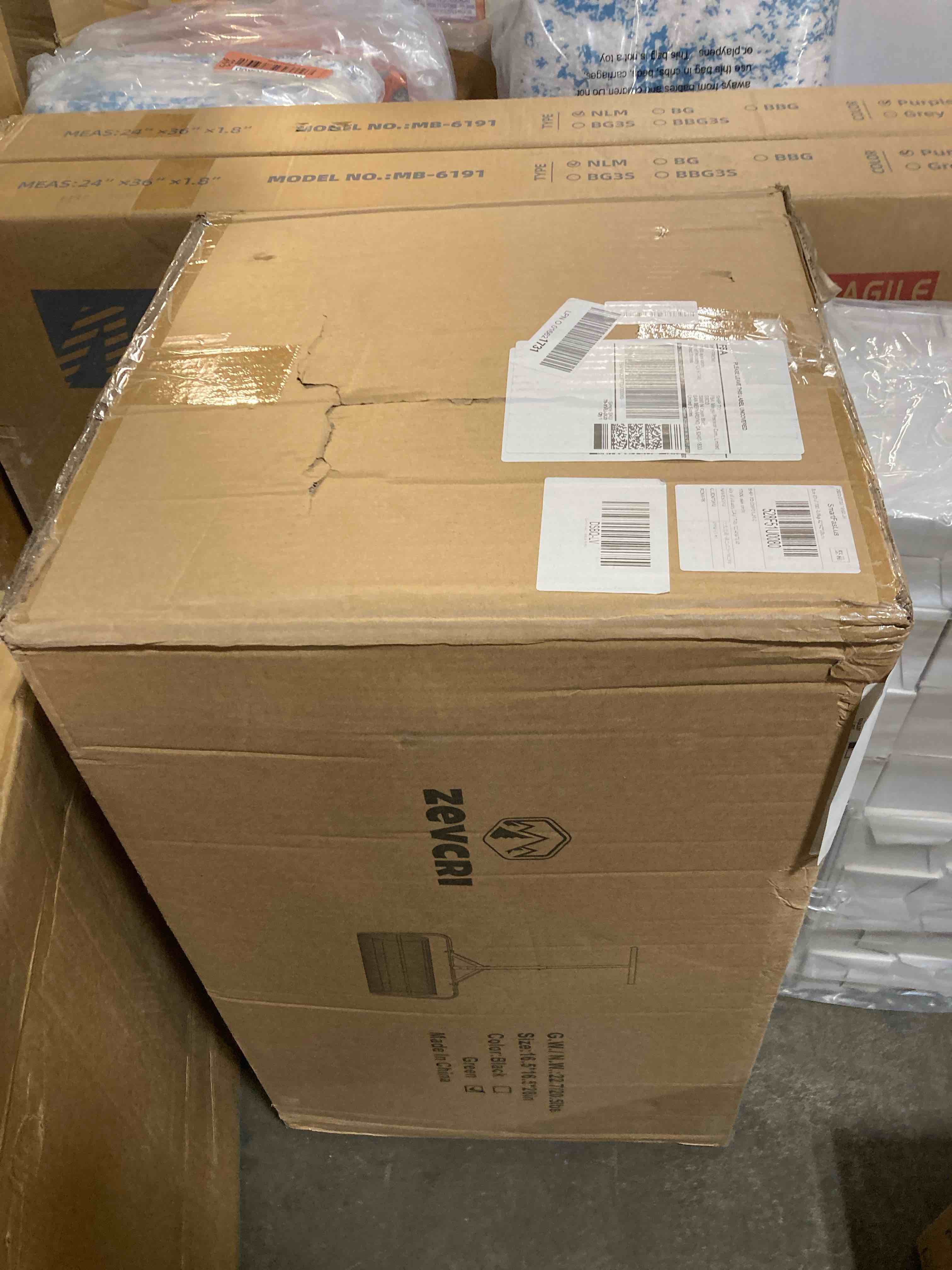 https://s3.amazonaws.com/lotting-images-prod/phillipi/RED5110672_1707850522556.jpeg