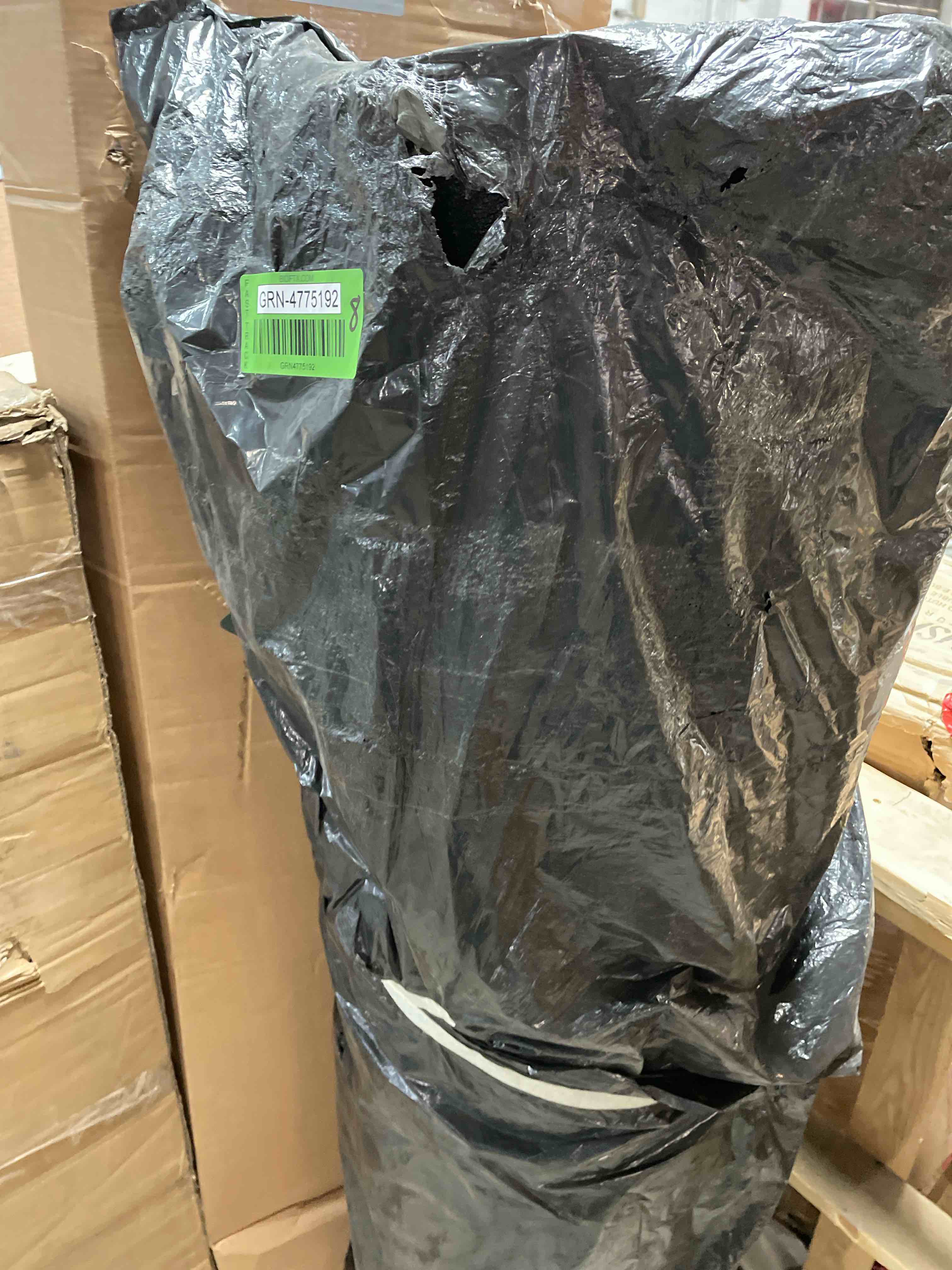 https://s3.amazonaws.com/lotting-images-prod/phillipi/RED5110980_1703615848778.jpeg