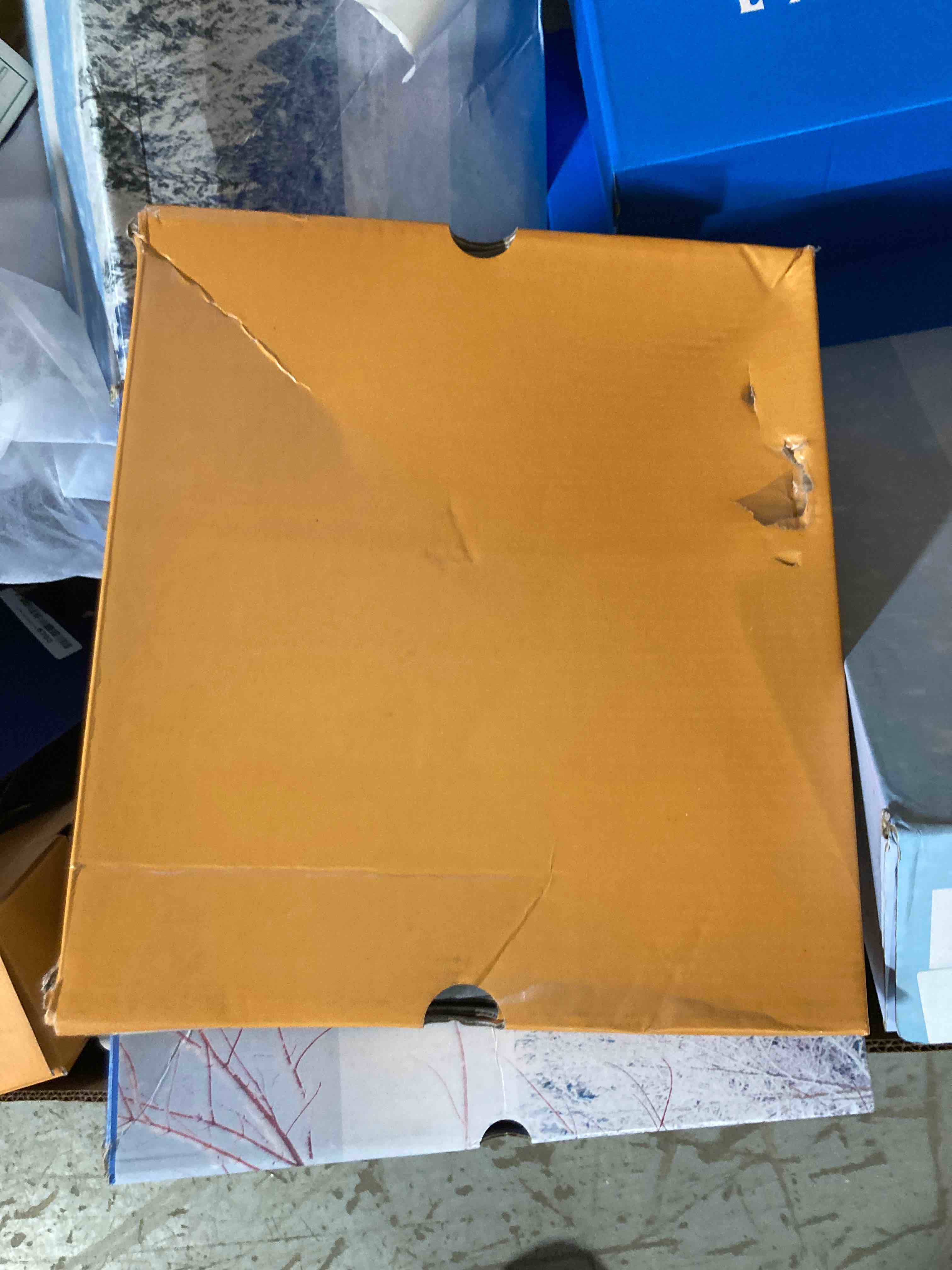 https://s3.amazonaws.com/lotting-images-prod/phillipi/RED5111072_1703711503753.jpeg
