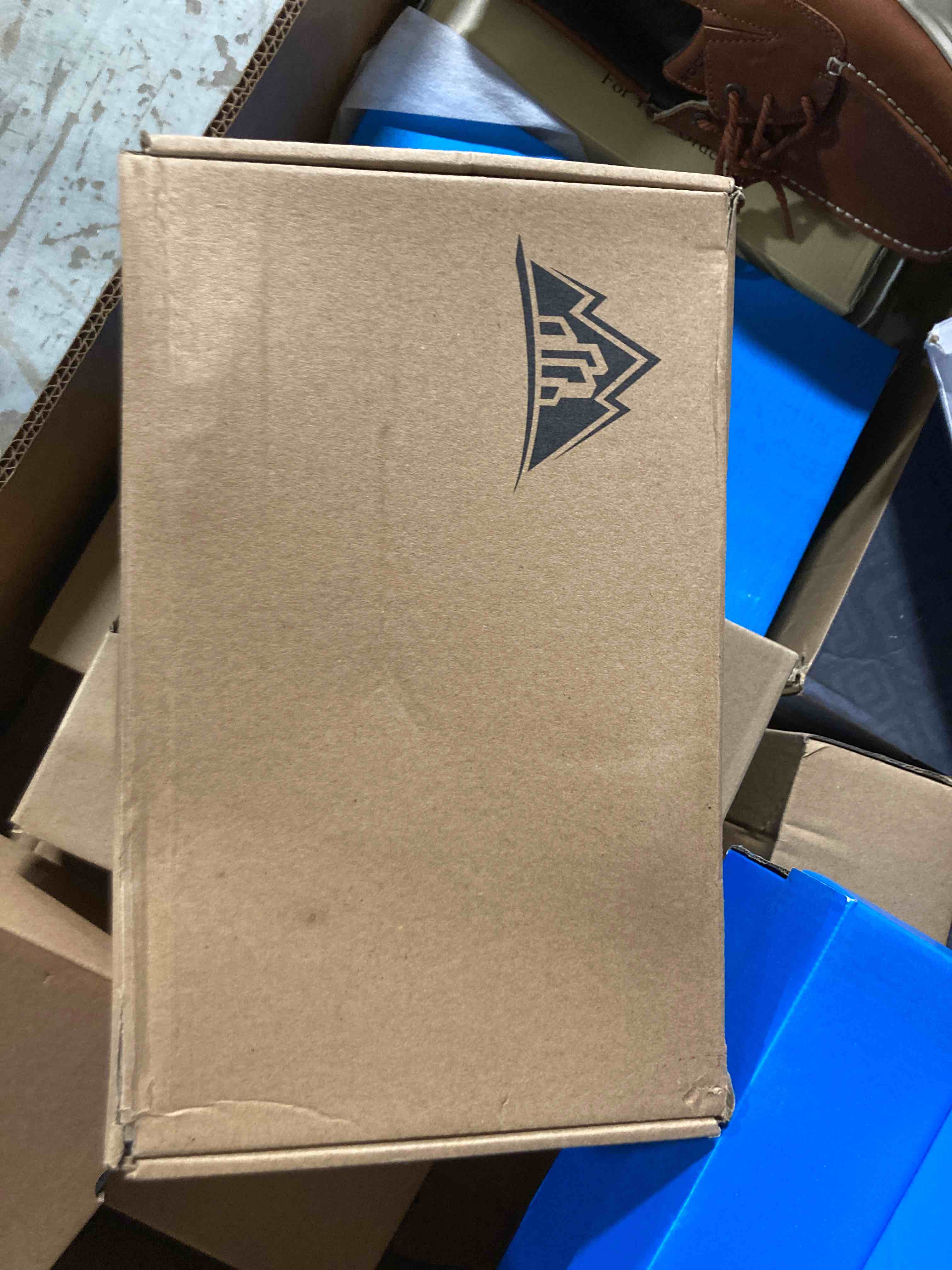 https://s3.amazonaws.com/lotting-images-prod/phillipi/RED5111082_1703881825429.jpeg