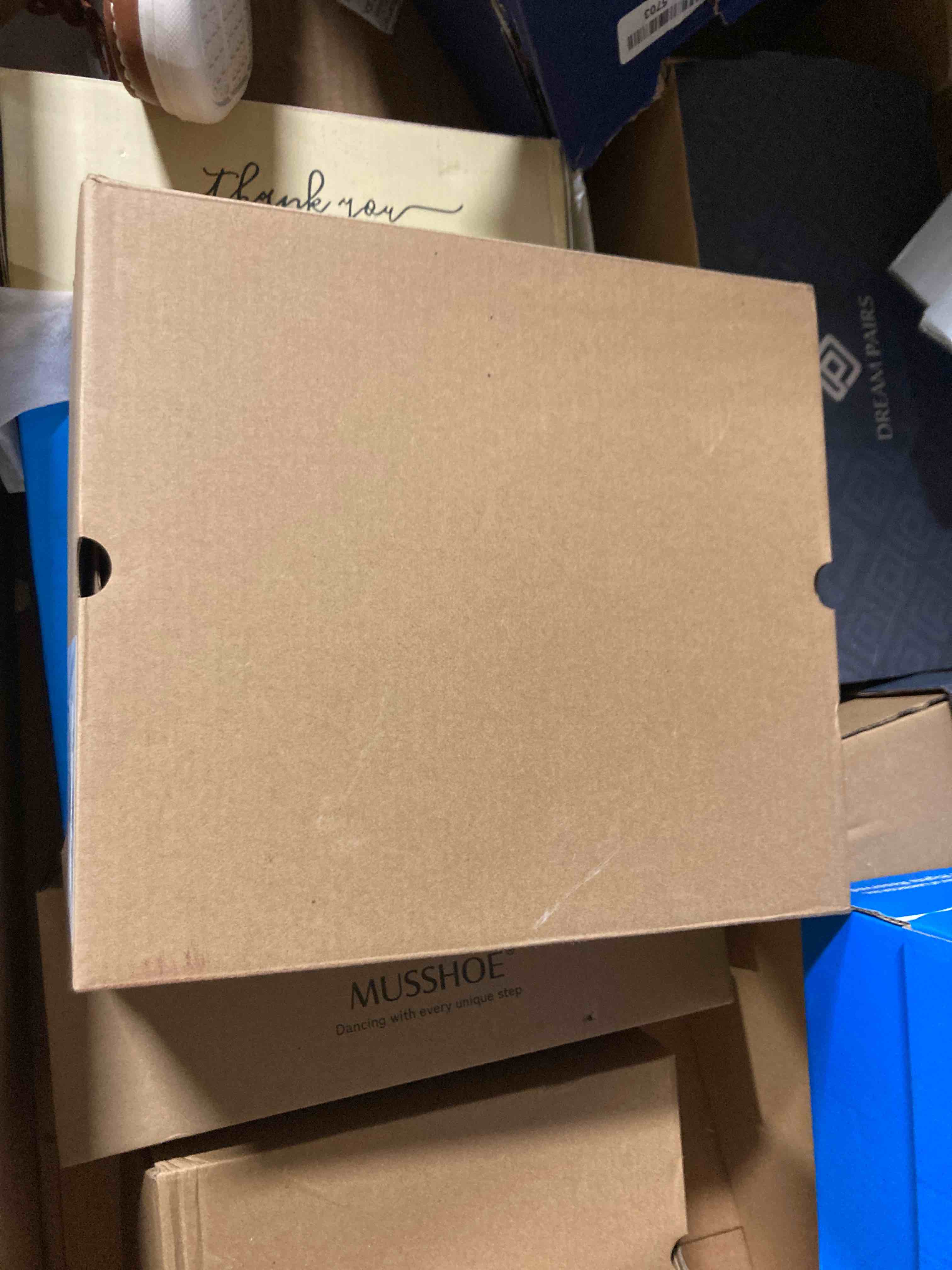 https://s3.amazonaws.com/lotting-images-prod/phillipi/RED5111084_1703882911094.jpeg