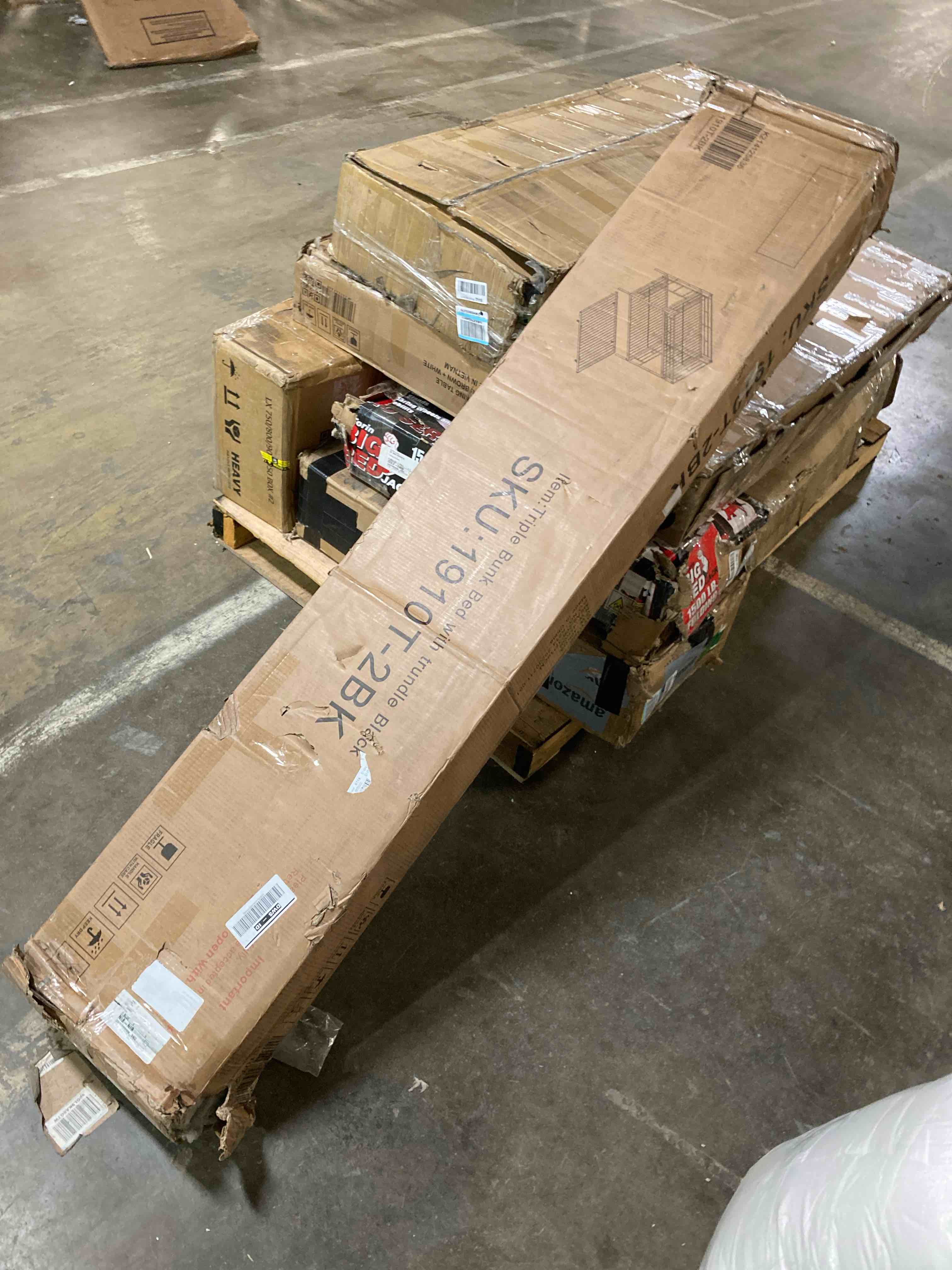 https://s3.amazonaws.com/lotting-images-prod/phillipi/RED5111207_1704311383390.jpeg