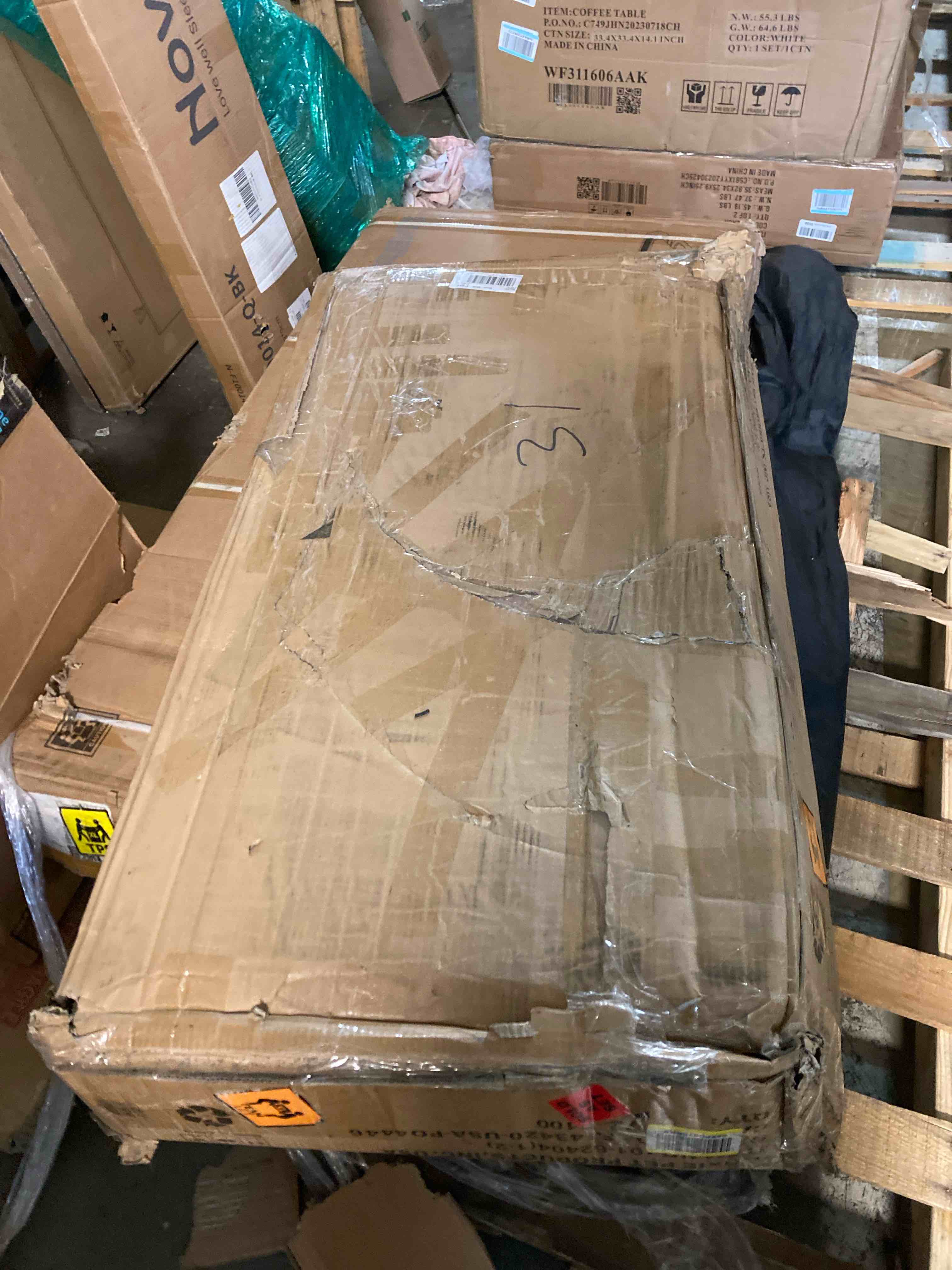 https://s3.amazonaws.com/lotting-images-prod/phillipi/RED5111942_1704741917321.jpeg