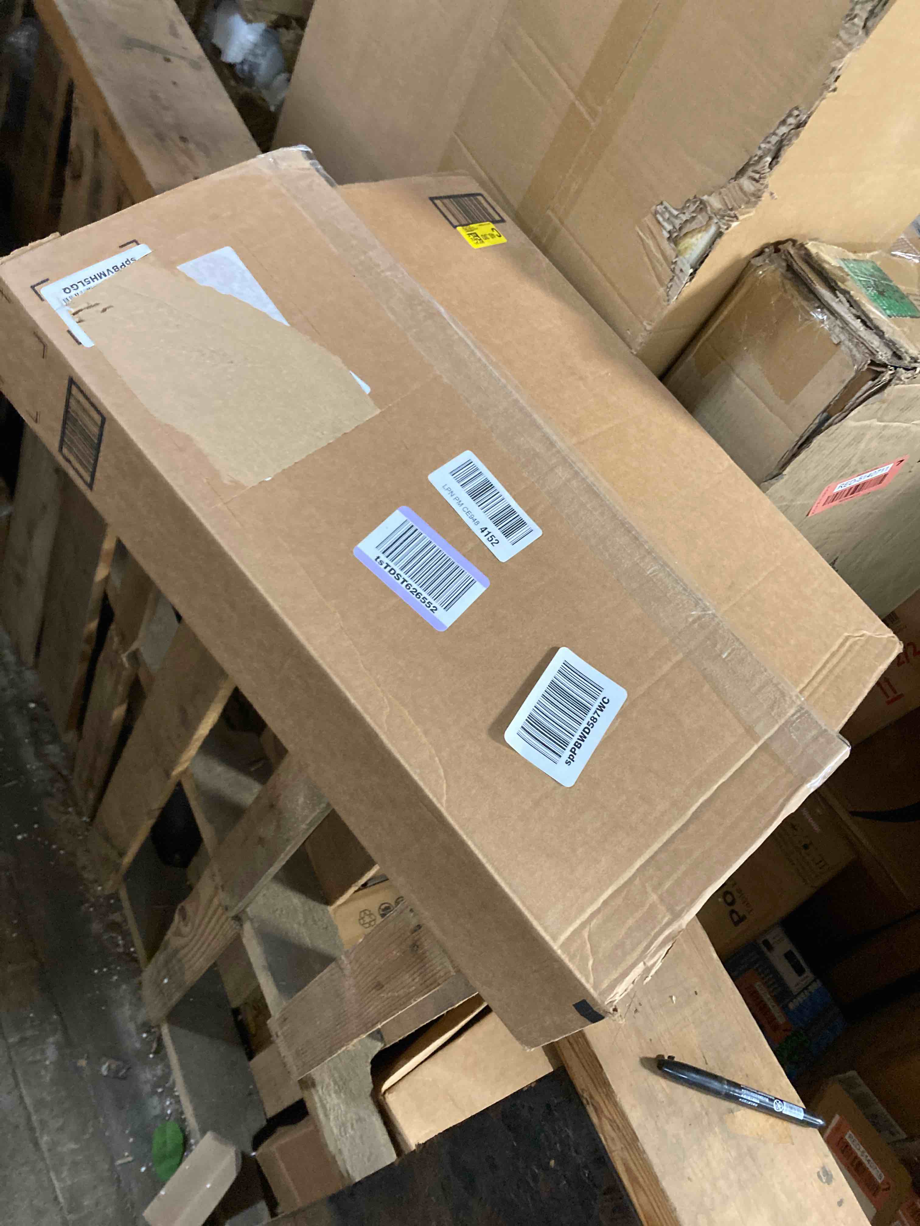 https://s3.amazonaws.com/lotting-images-prod/phillipi/RED5112756_1708103447027.jpeg