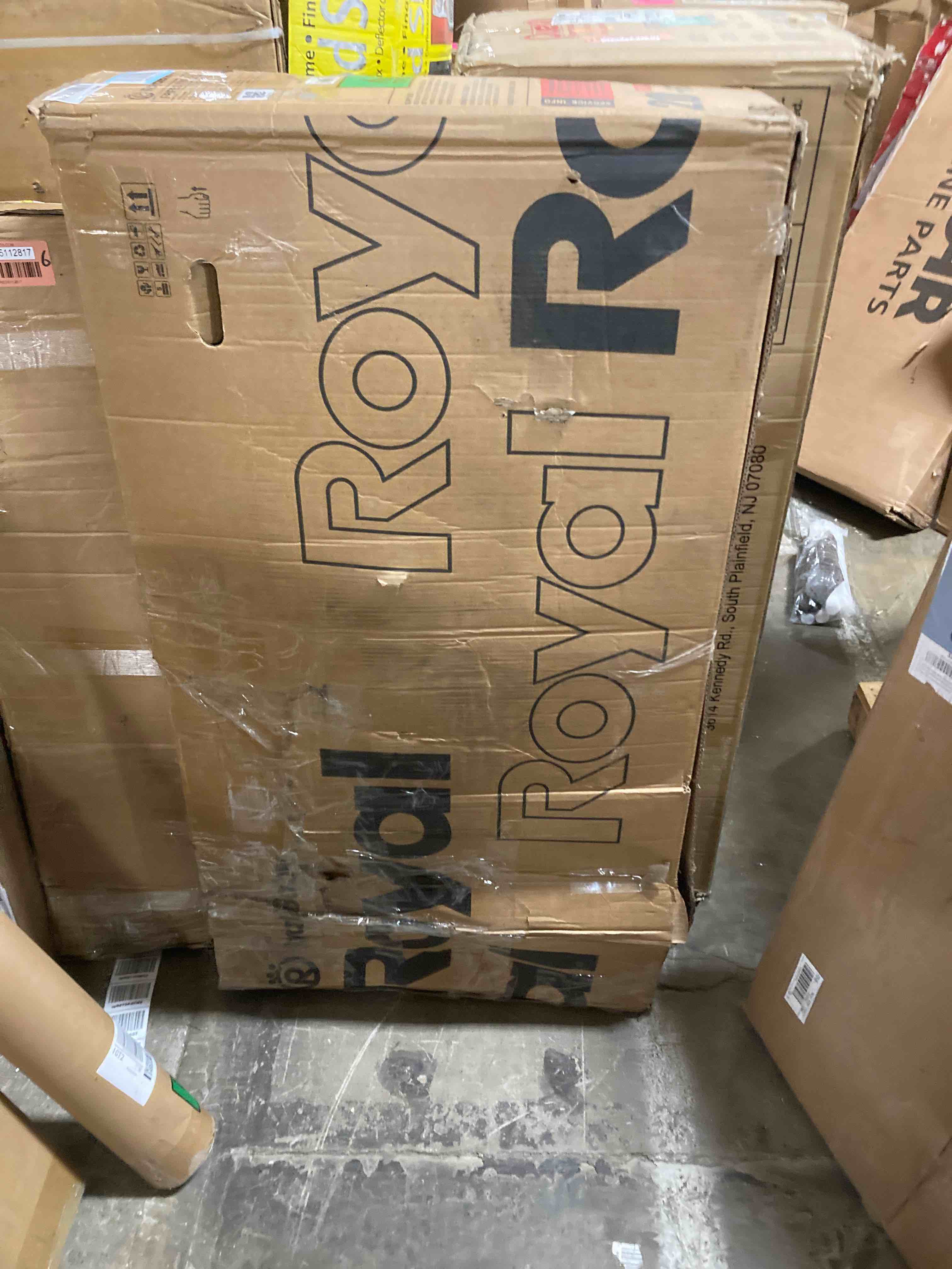 https://s3.amazonaws.com/lotting-images-prod/phillipi/RED5112818_1708119256449.jpeg