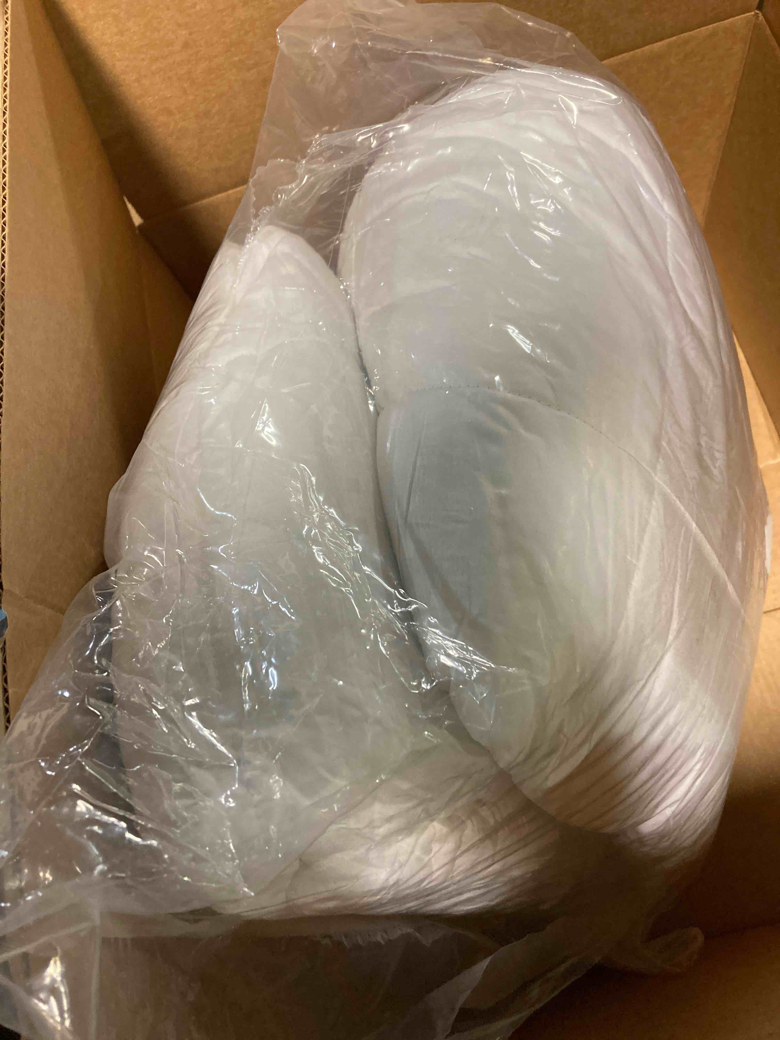 https://s3.amazonaws.com/lotting-images-prod/phillipi/RED5112856_1708118331910.jpeg