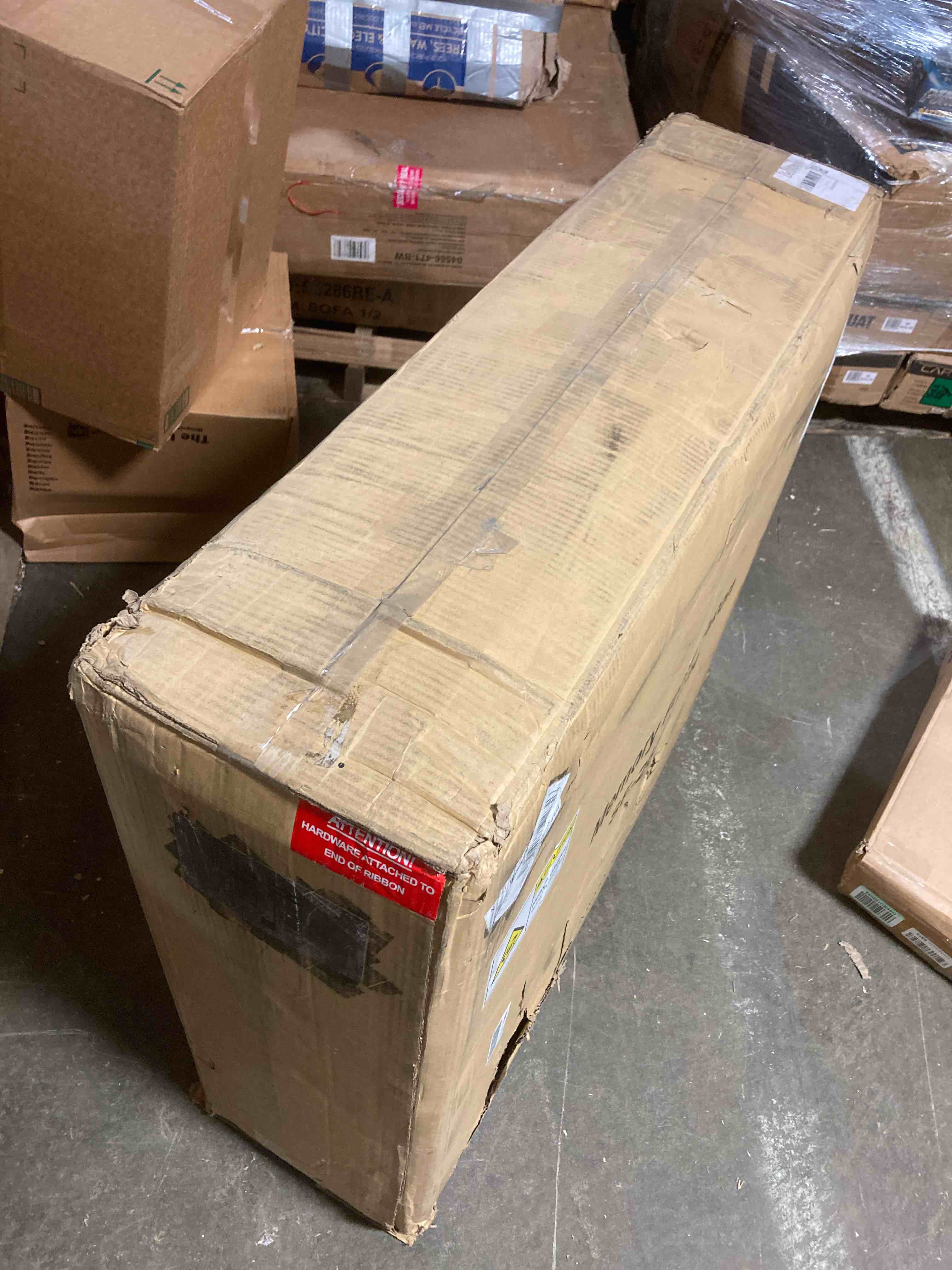https://s3.amazonaws.com/lotting-images-prod/phillipi/RED5112880_1708123787382.jpeg