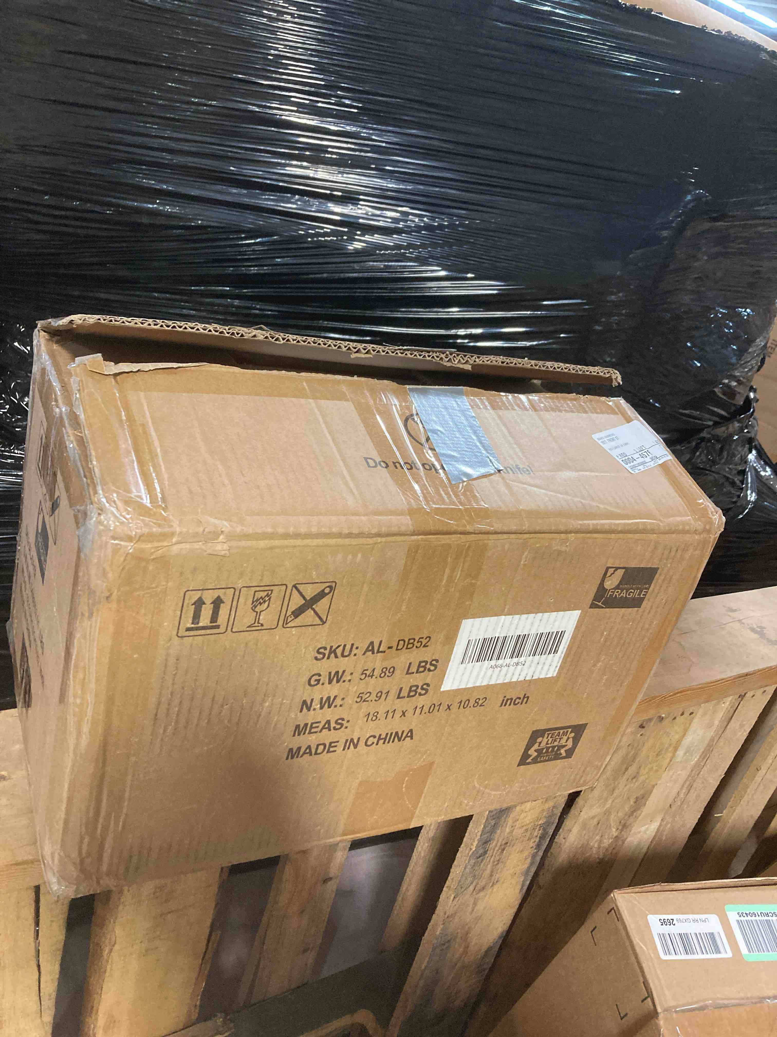 https://s3.amazonaws.com/lotting-images-prod/phillipi/RED5112881_1708123986259.jpeg