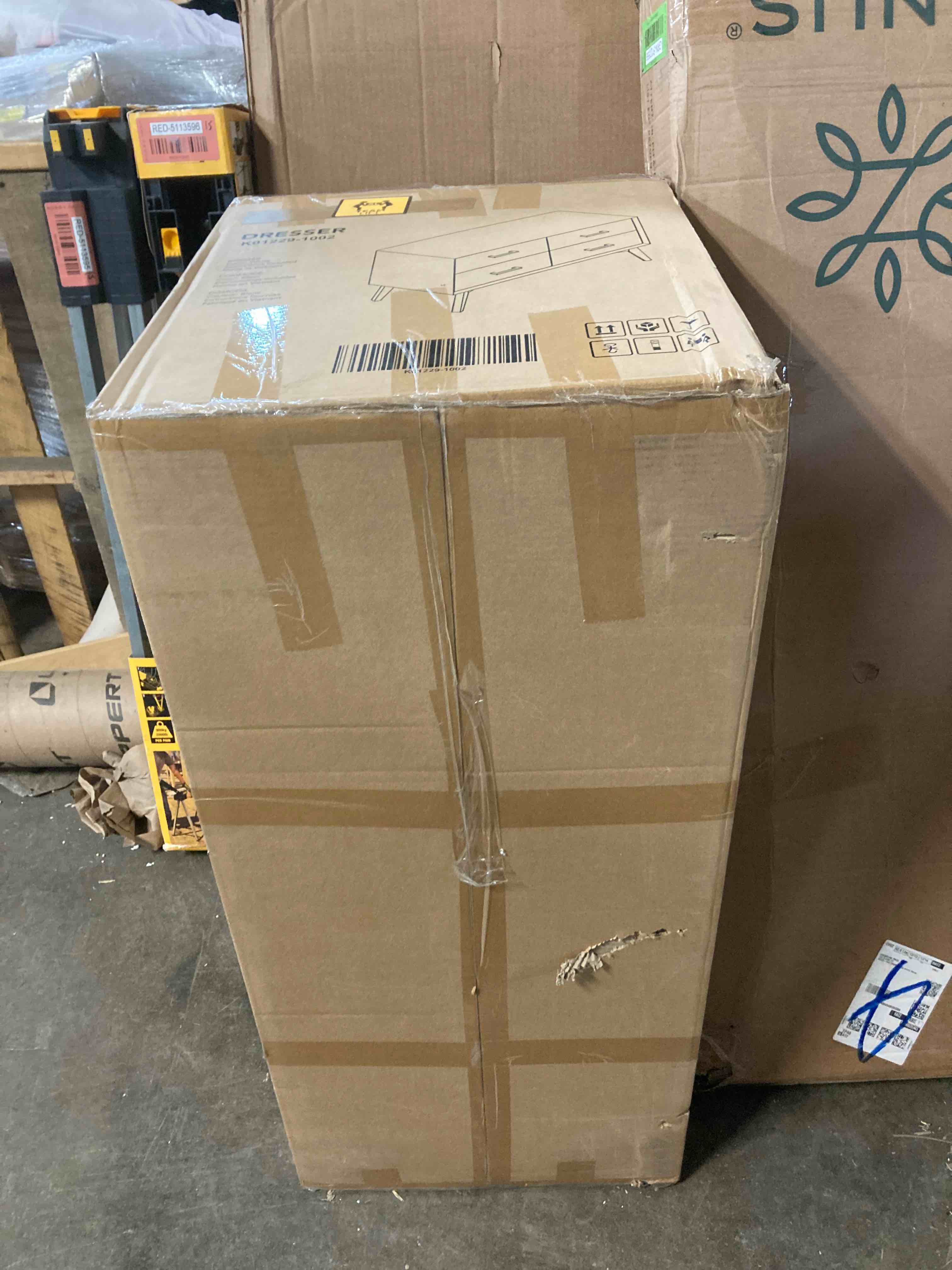 https://s3.amazonaws.com/lotting-images-prod/phillipi/RED5113597_1708726112500.jpeg
