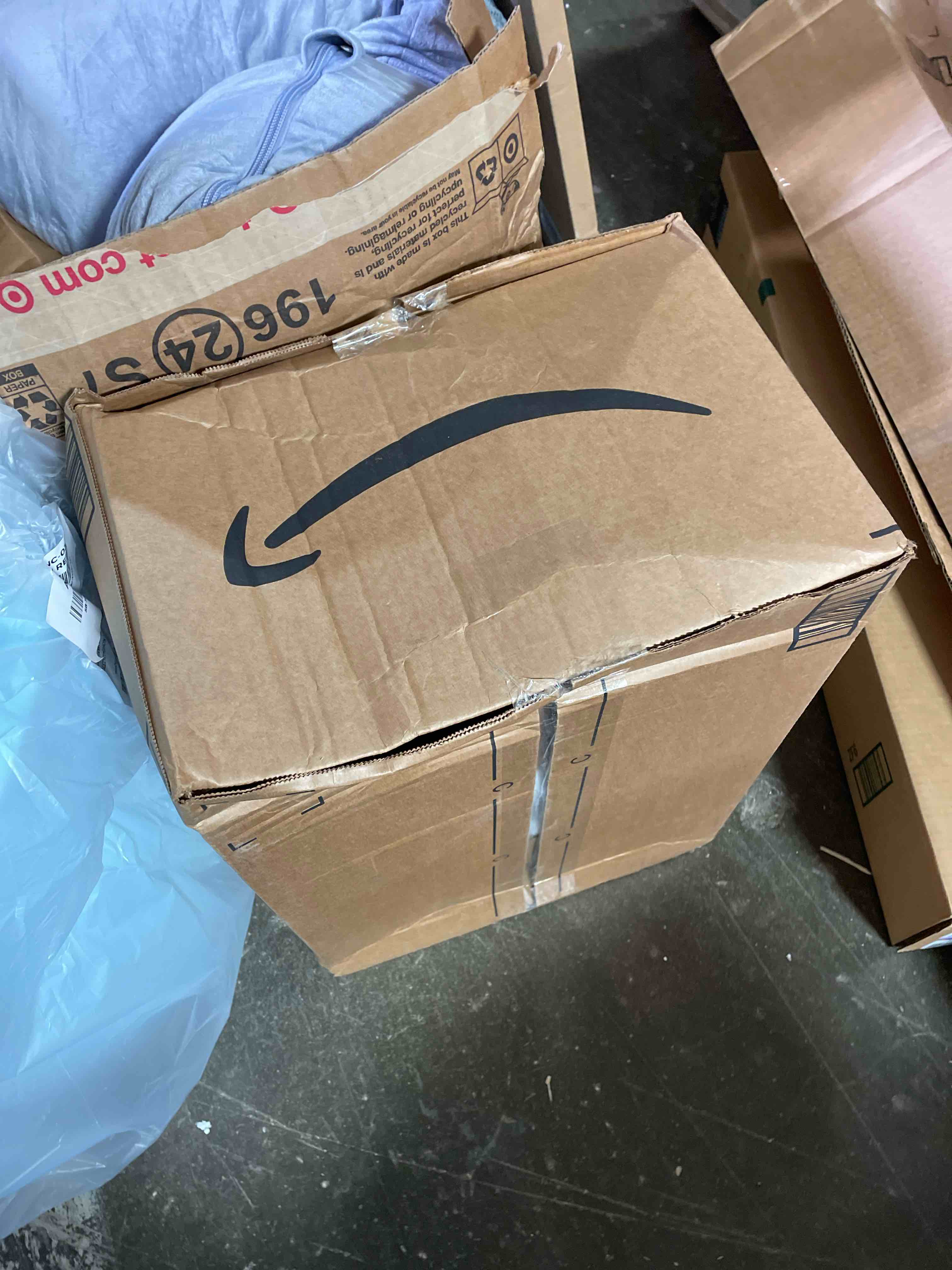 https://s3.amazonaws.com/lotting-images-prod/phillipi/RED5113751_1708724232579.jpeg