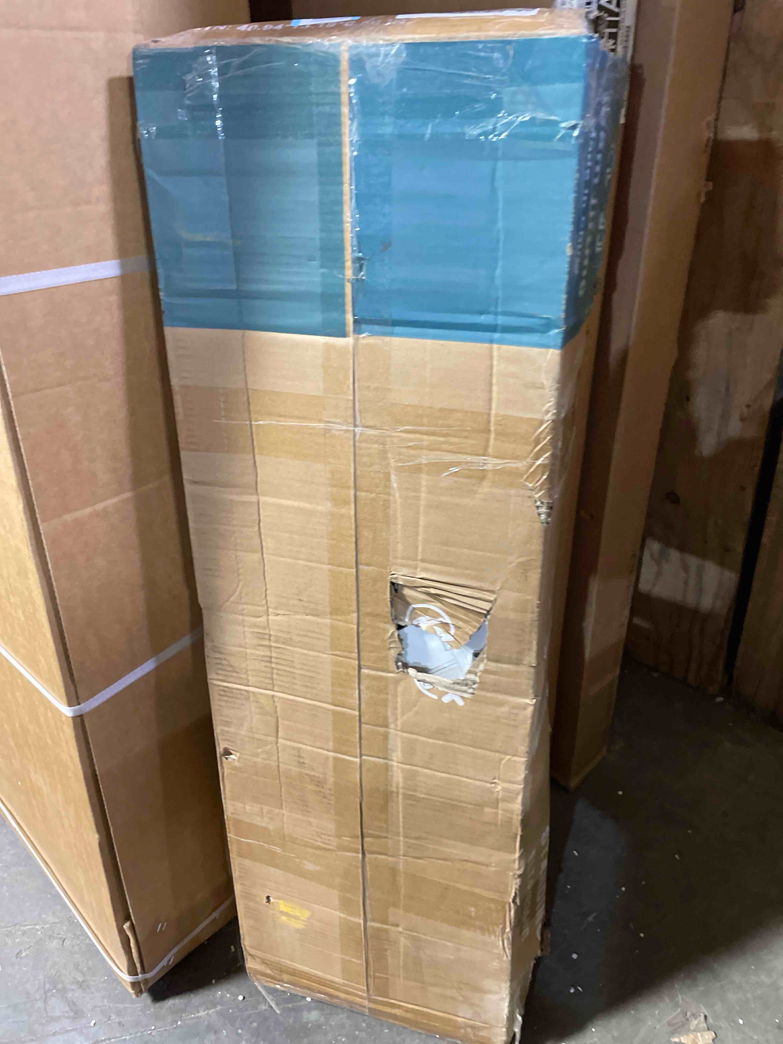 https://s3.amazonaws.com/lotting-images-prod/phillipi/RED5113760_1708725240009.jpeg