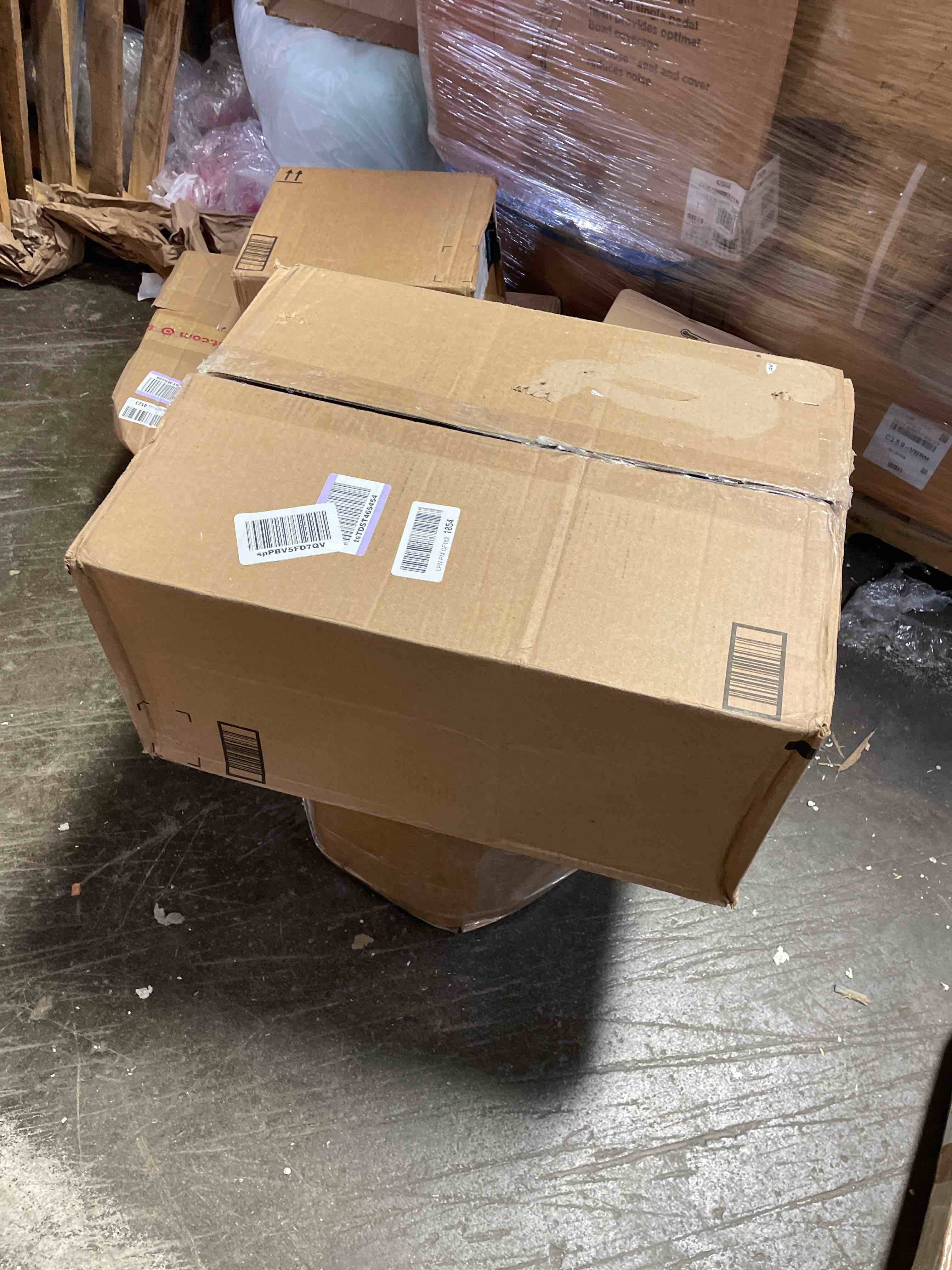 https://s3.amazonaws.com/lotting-images-prod/phillipi/RED5113795_1708728764518.jpeg