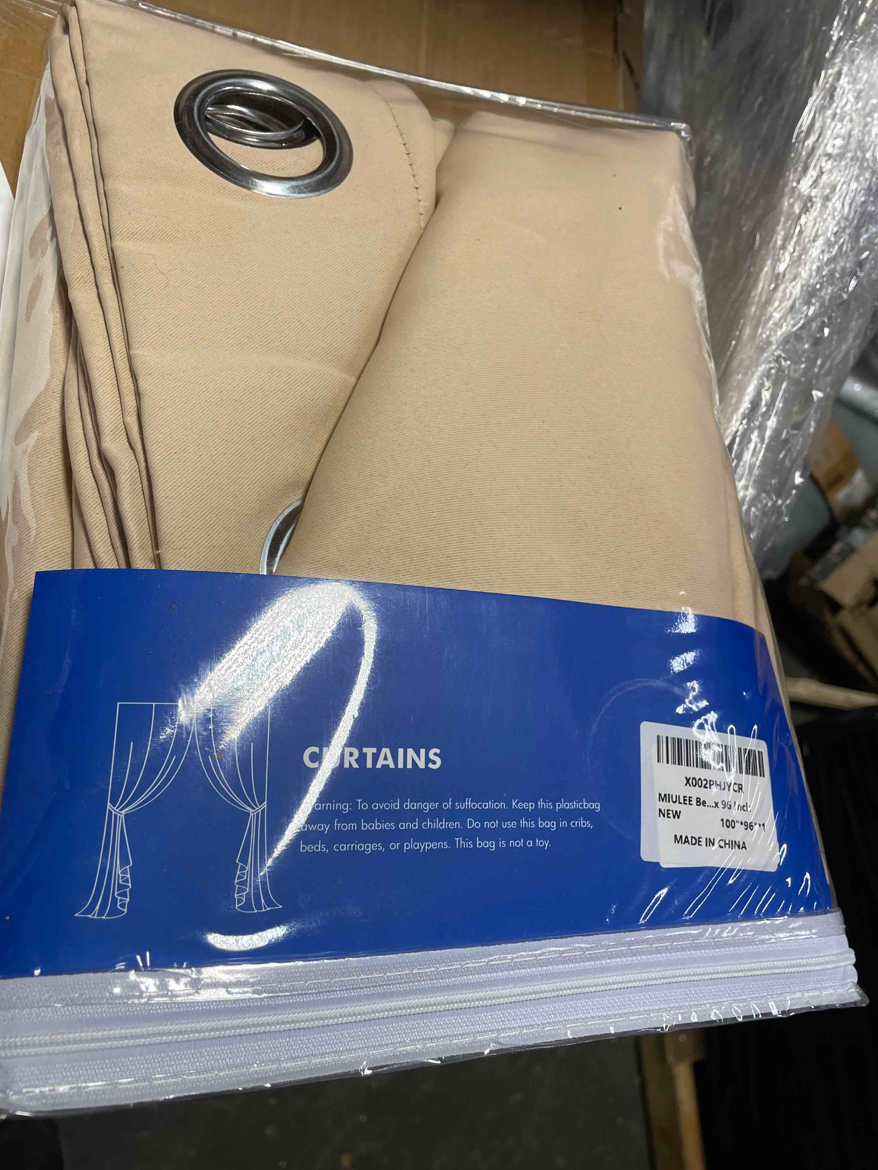https://s3.amazonaws.com/lotting-images-prod/phillipi/RED5113809_1708730539609.jpeg