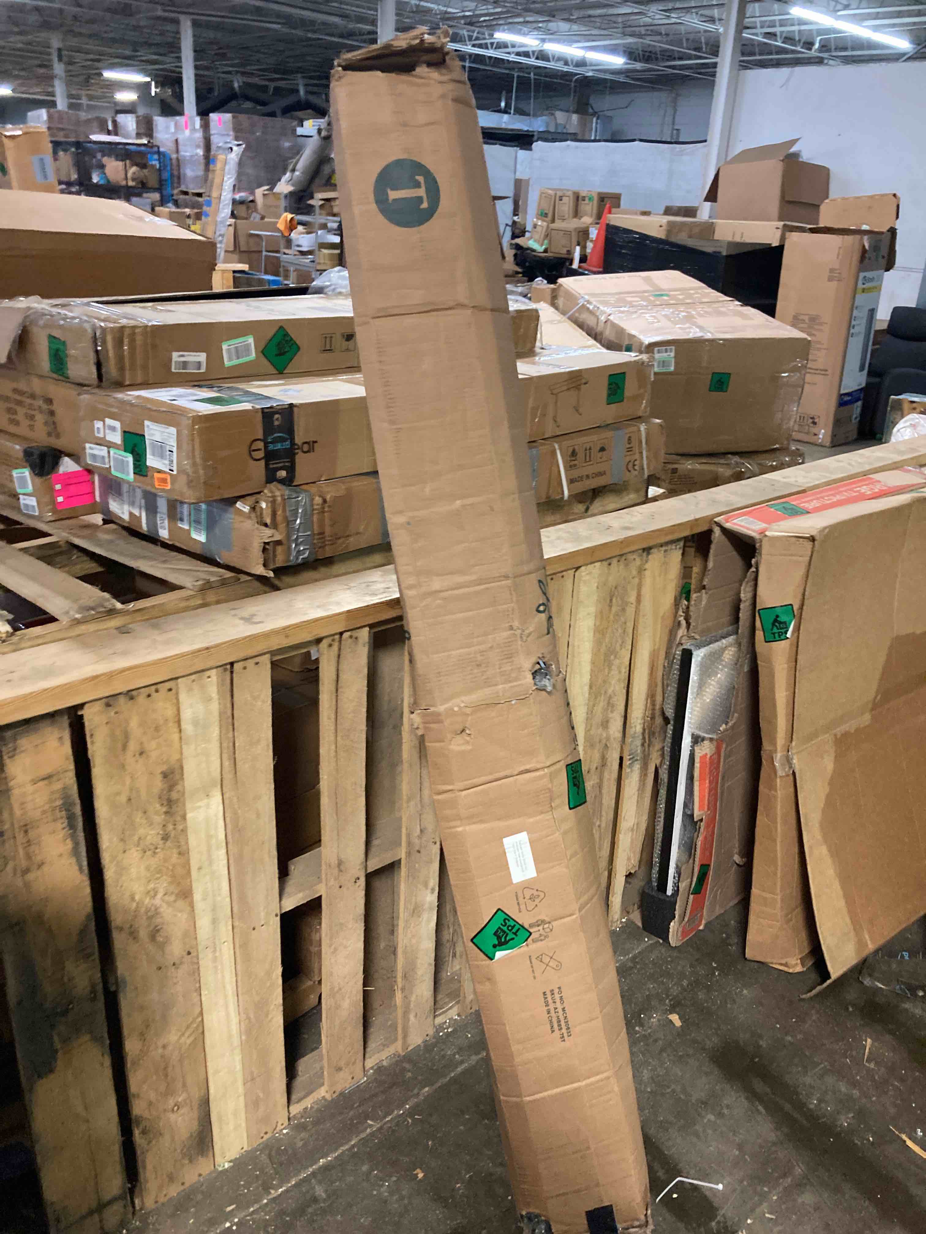 https://s3.amazonaws.com/lotting-images-prod/phillipi/RED5116084_1706301975849.jpeg