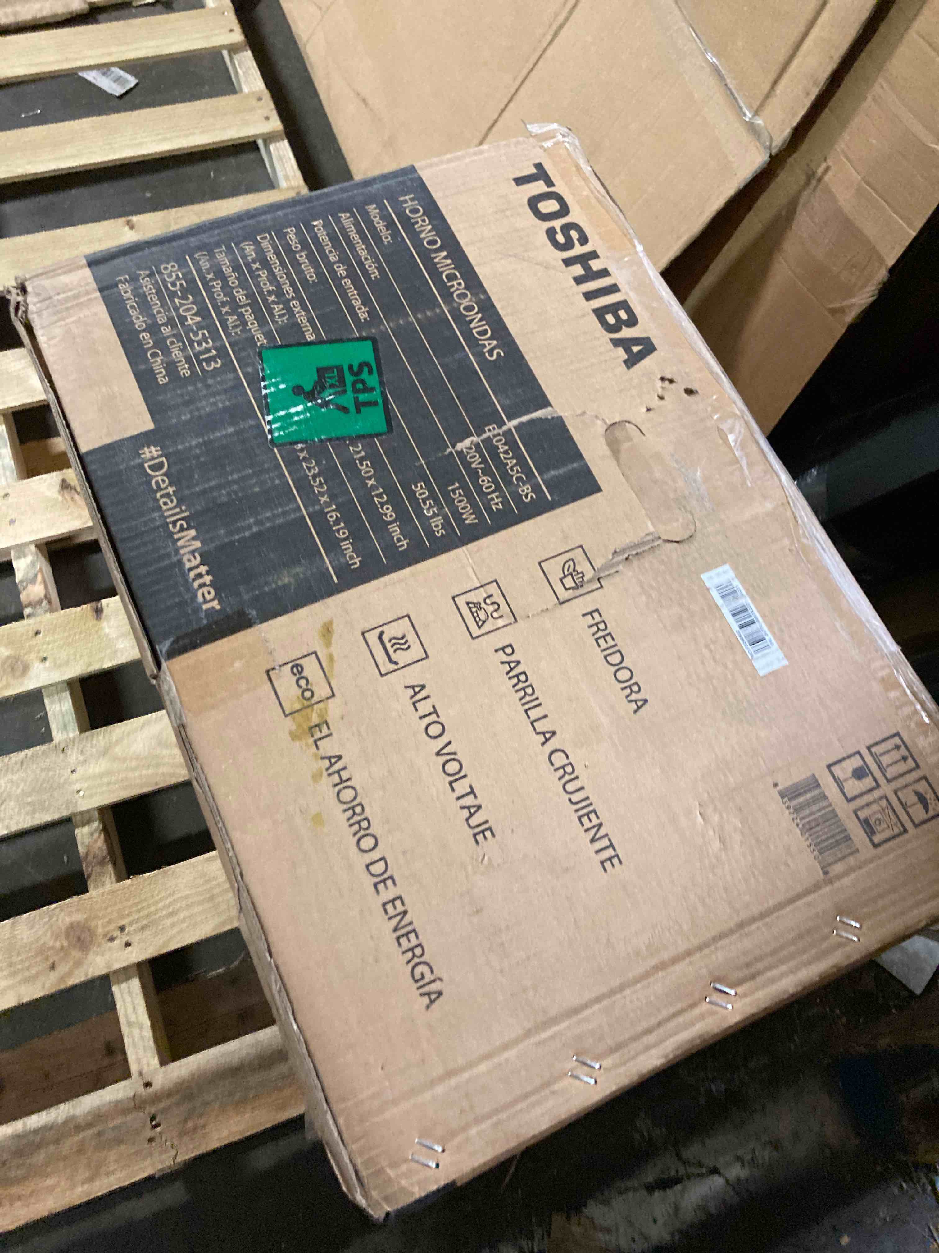 https://s3.amazonaws.com/lotting-images-prod/phillipi/RED5116090_1706303056078.jpeg