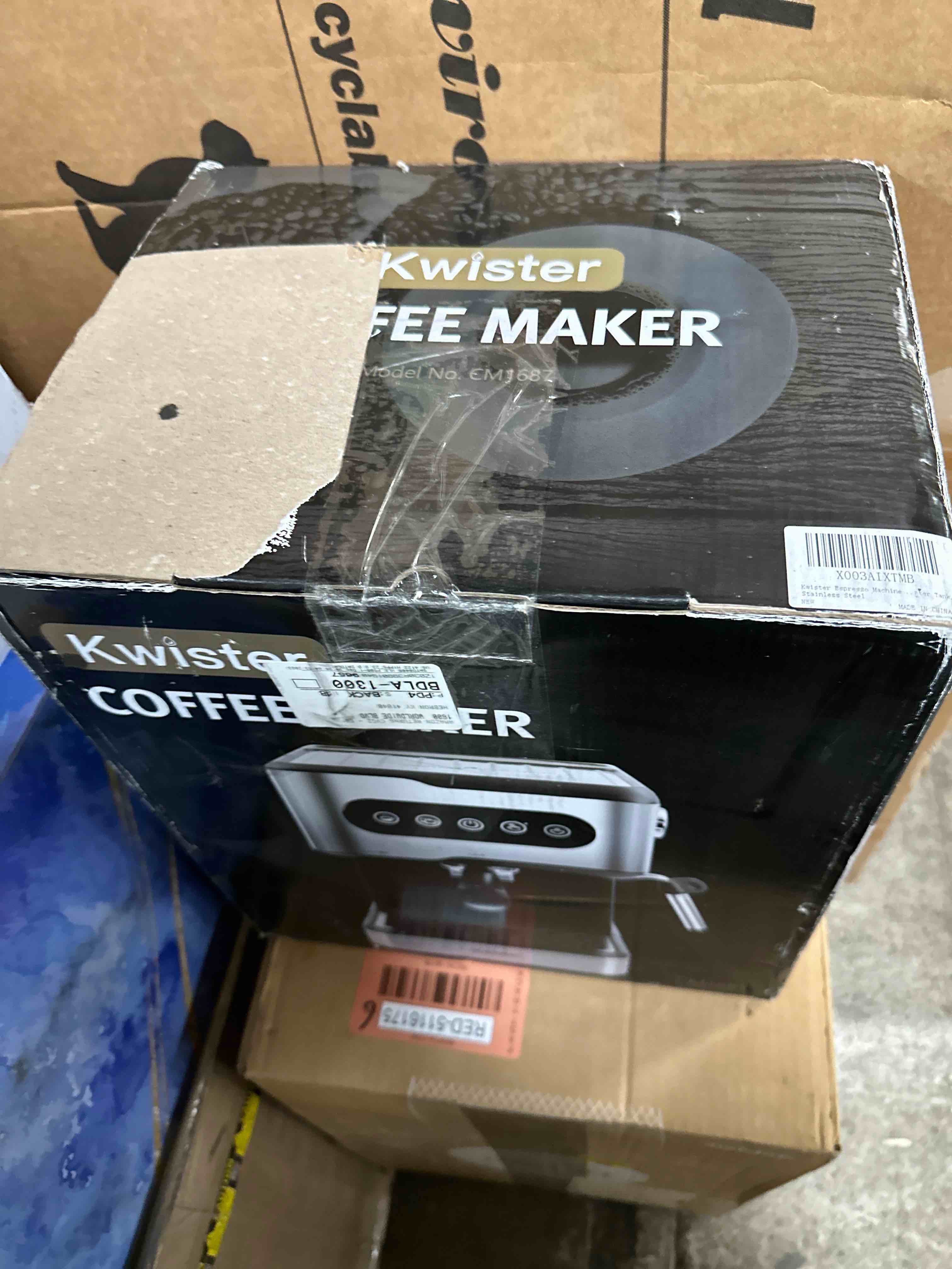 https://s3.amazonaws.com/lotting-images-prod/phillipi/RED5116177_1706295040855.jpeg