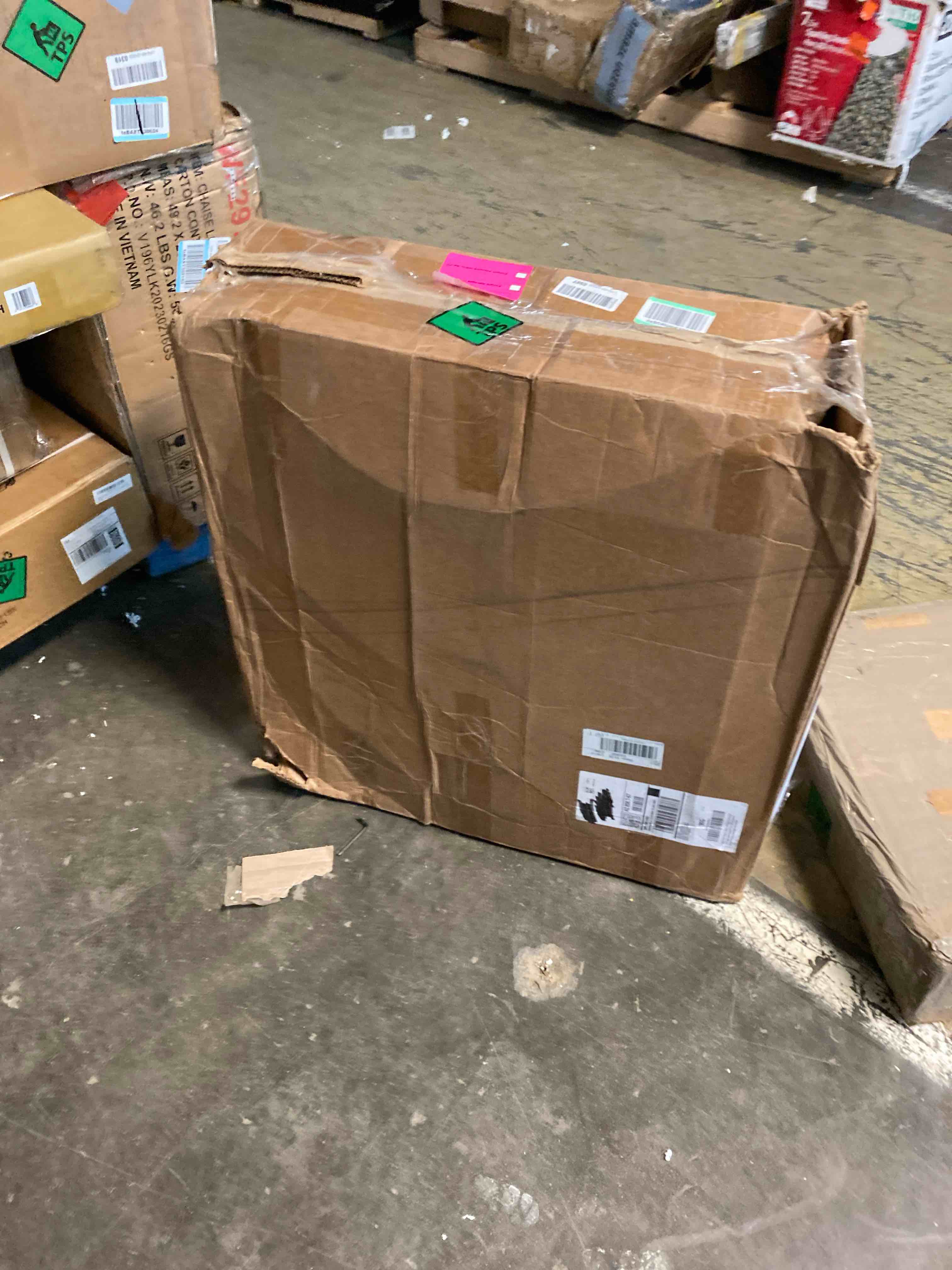 https://s3.amazonaws.com/lotting-images-prod/phillipi/RED5116486_1706544030385.jpeg