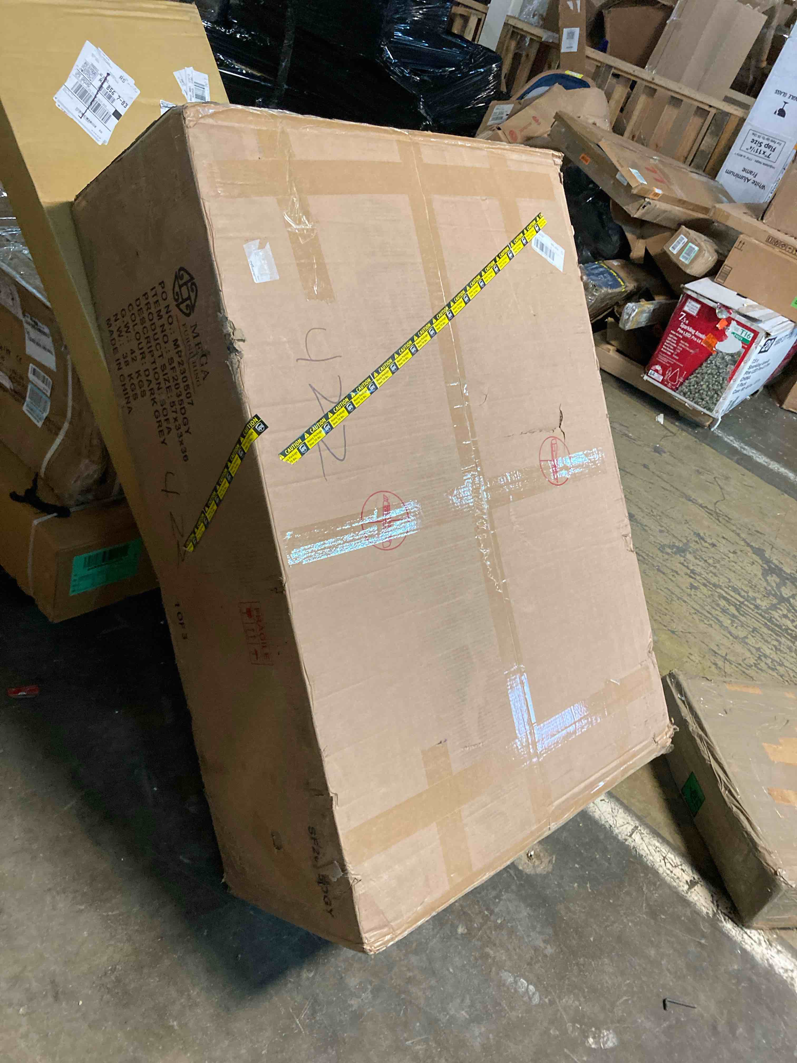 https://s3.amazonaws.com/lotting-images-prod/phillipi/RED5116487_1706544139337.jpeg