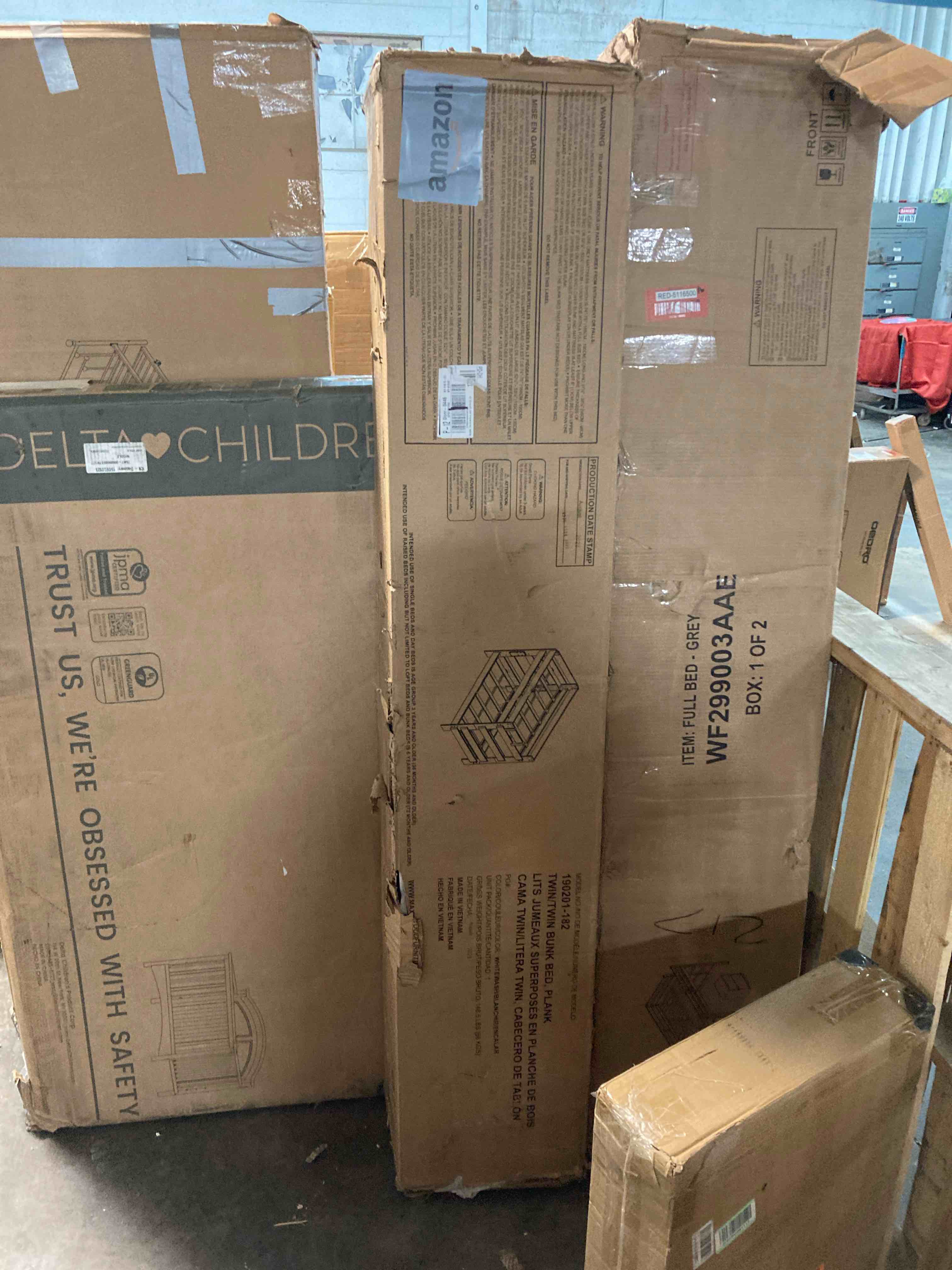 https://s3.amazonaws.com/lotting-images-prod/phillipi/RED5116501_1706545805351.jpeg