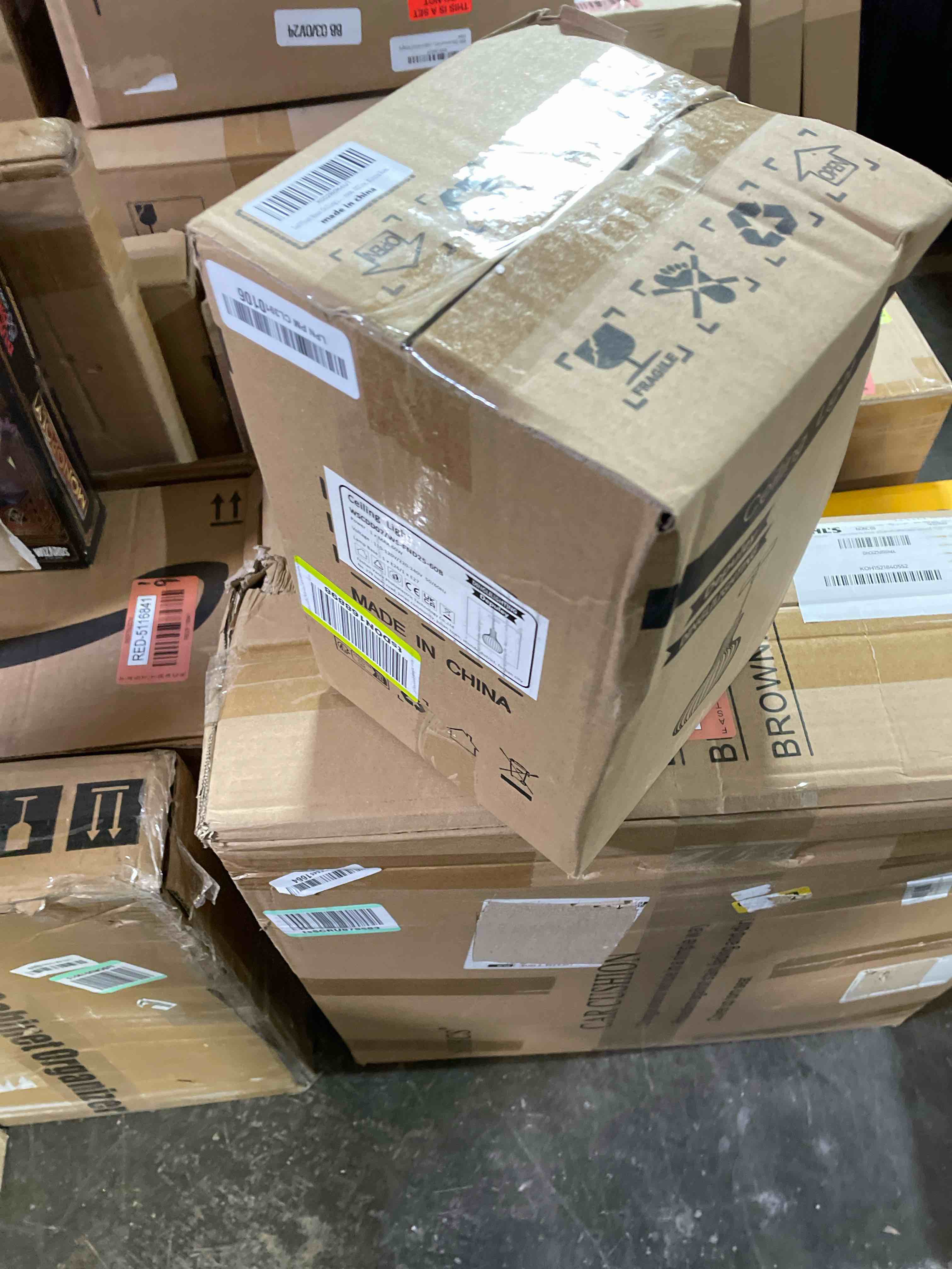 https://s3.amazonaws.com/lotting-images-prod/phillipi/RED5116867_1706825261950.jpeg