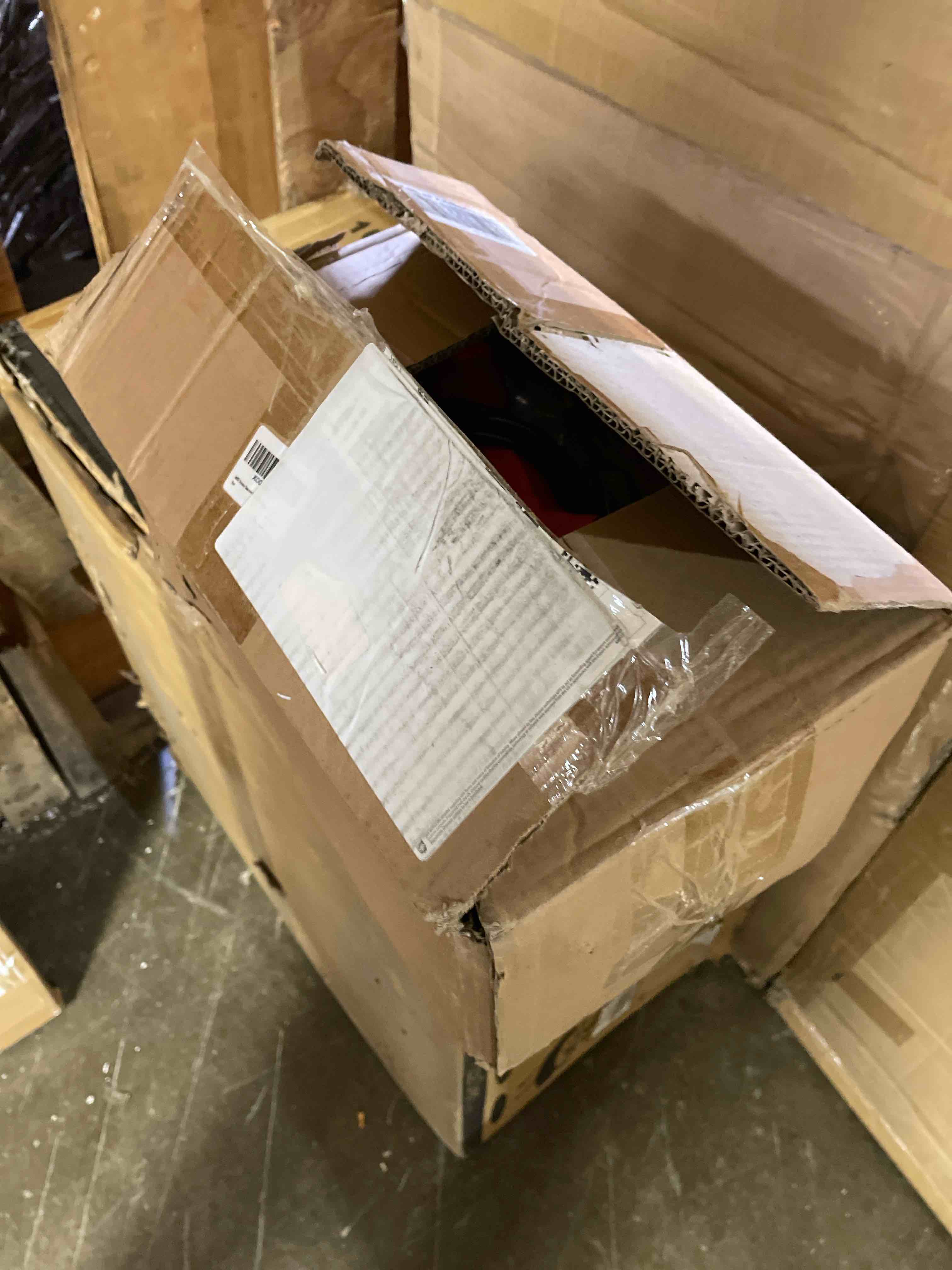 https://s3.amazonaws.com/lotting-images-prod/phillipi/RED5116906_1706831142214.jpeg