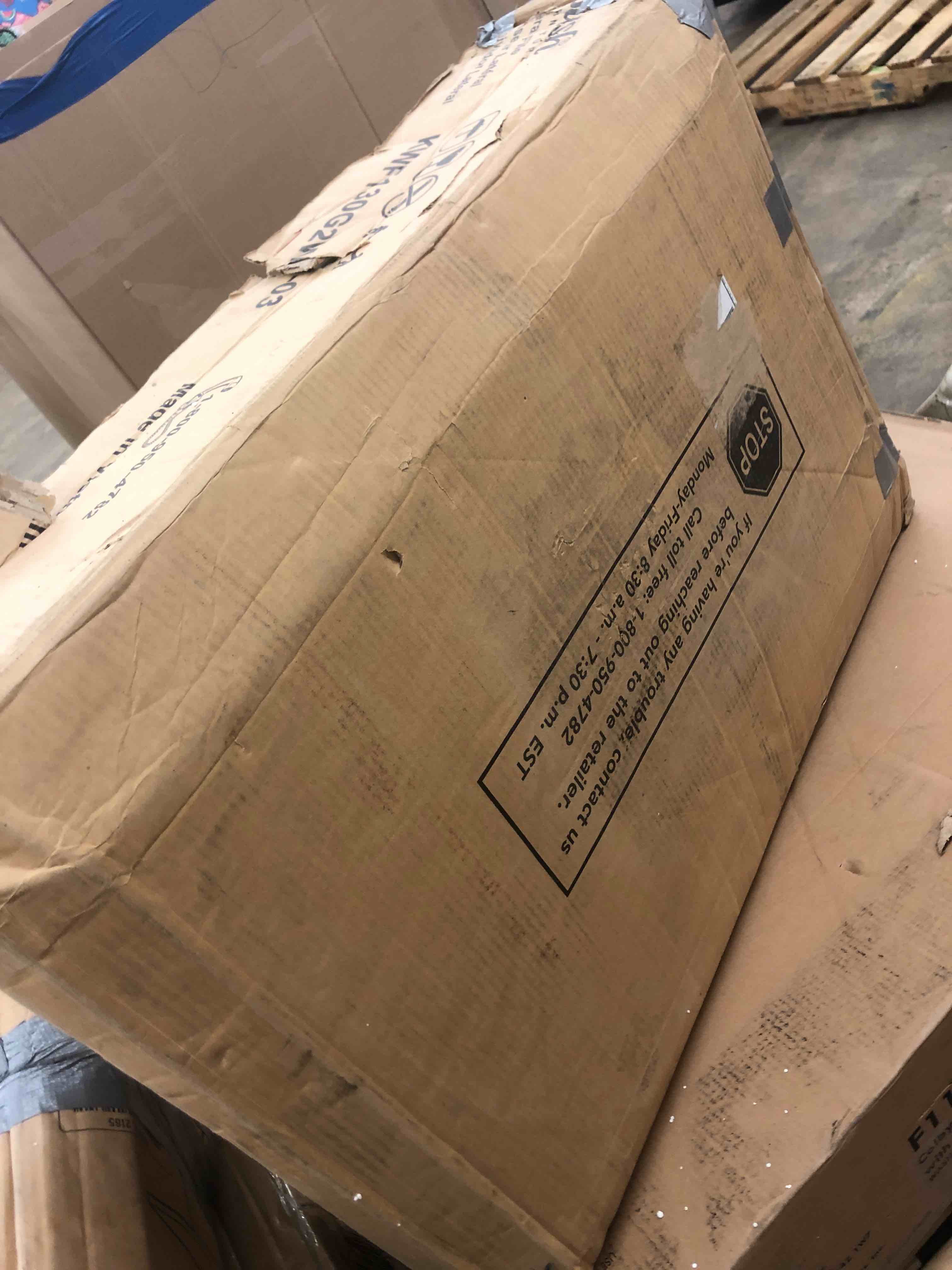 https://s3.amazonaws.com/lotting-images-prod/phillipi/RED5117131_1710513981321.jpeg