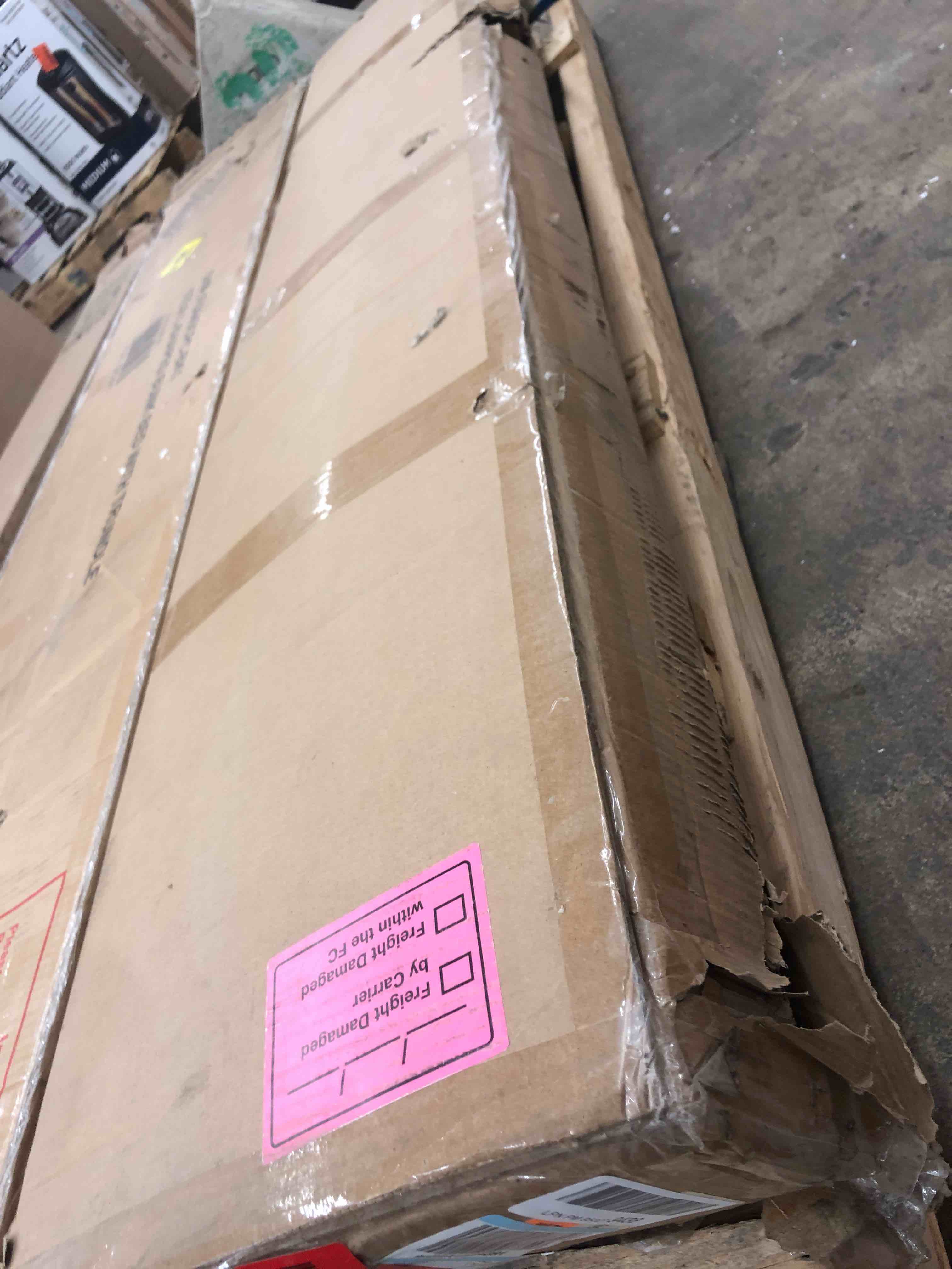 https://s3.amazonaws.com/lotting-images-prod/phillipi/RED5117134_1710515947843.jpeg