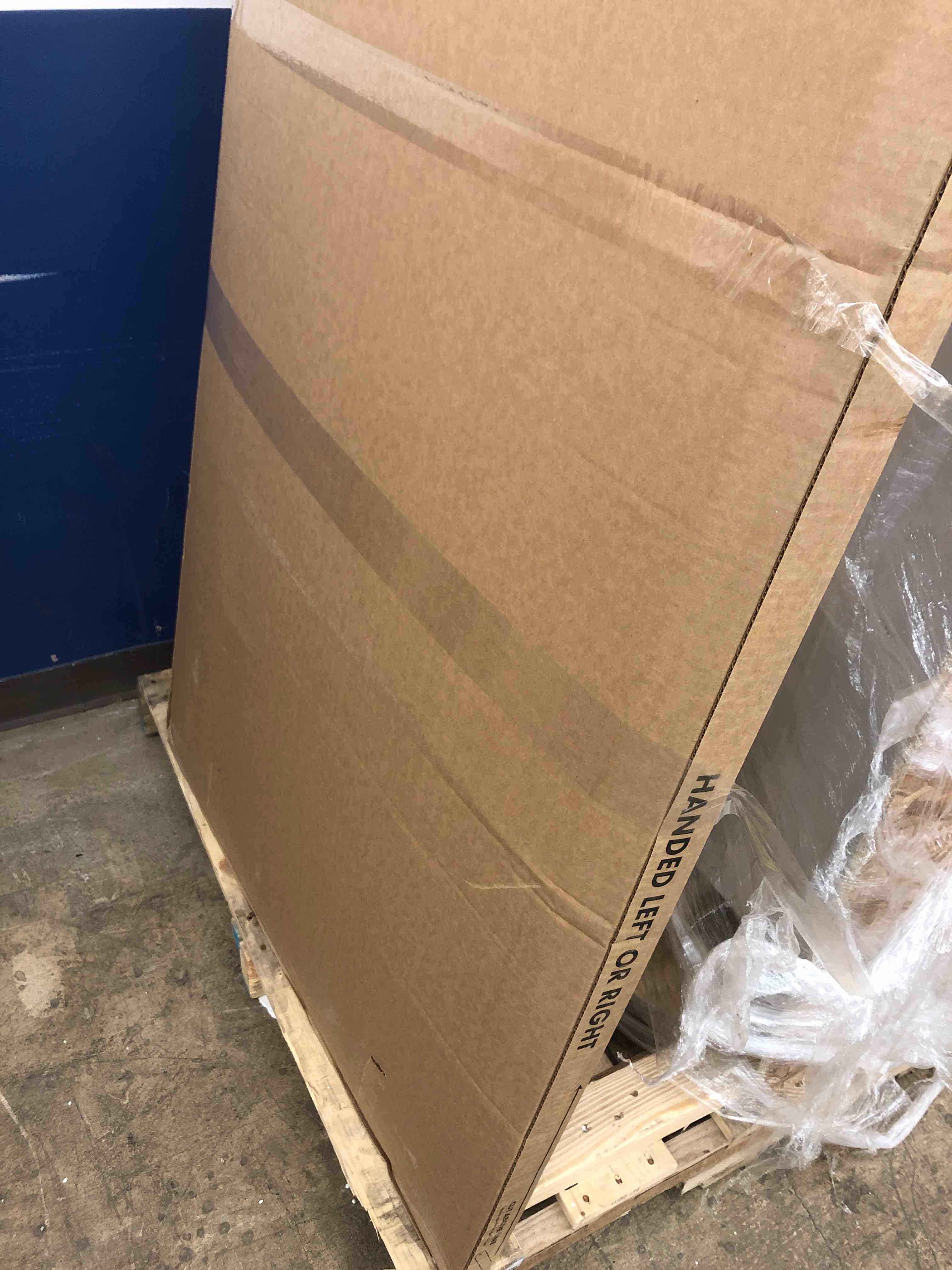 https://s3.amazonaws.com/lotting-images-prod/phillipi/RED5117137_1710516637021.jpeg