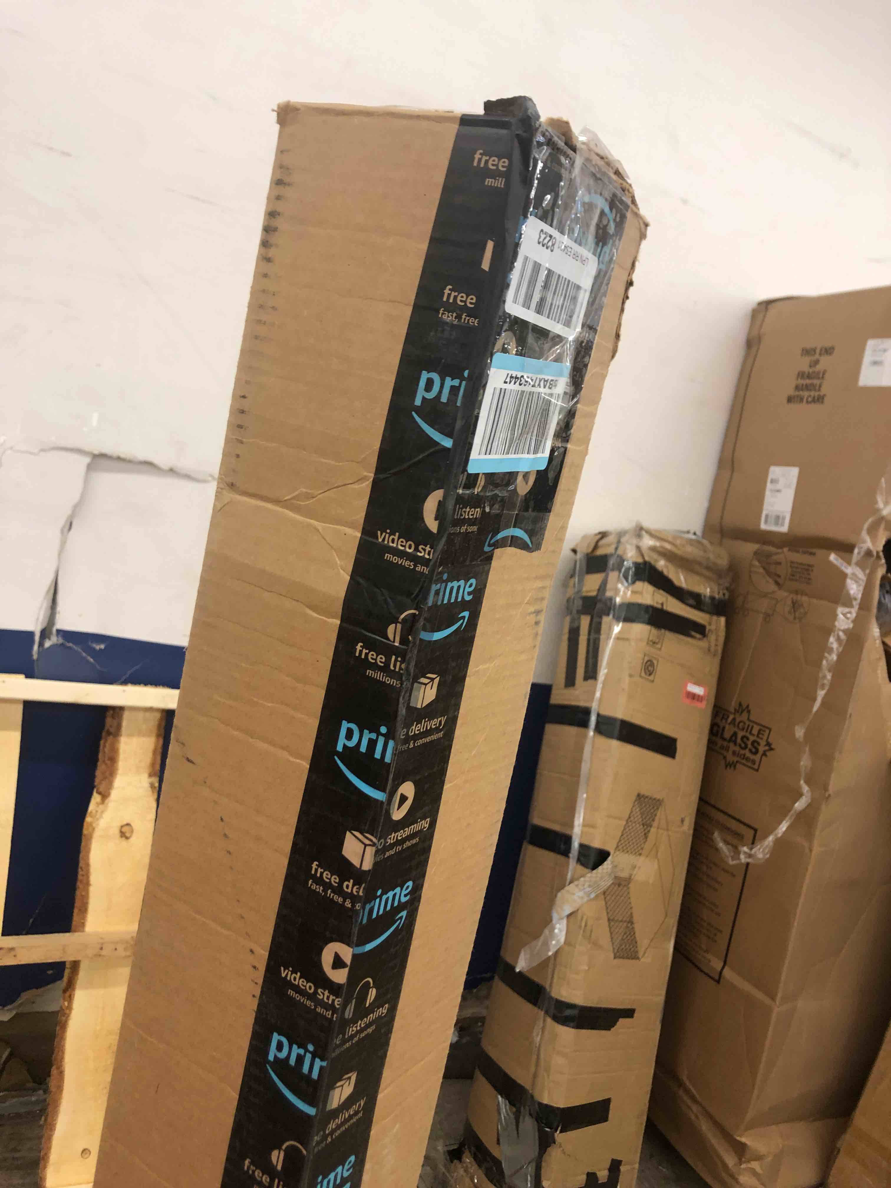 https://s3.amazonaws.com/lotting-images-prod/phillipi/RED5117249_1710946456327.jpeg