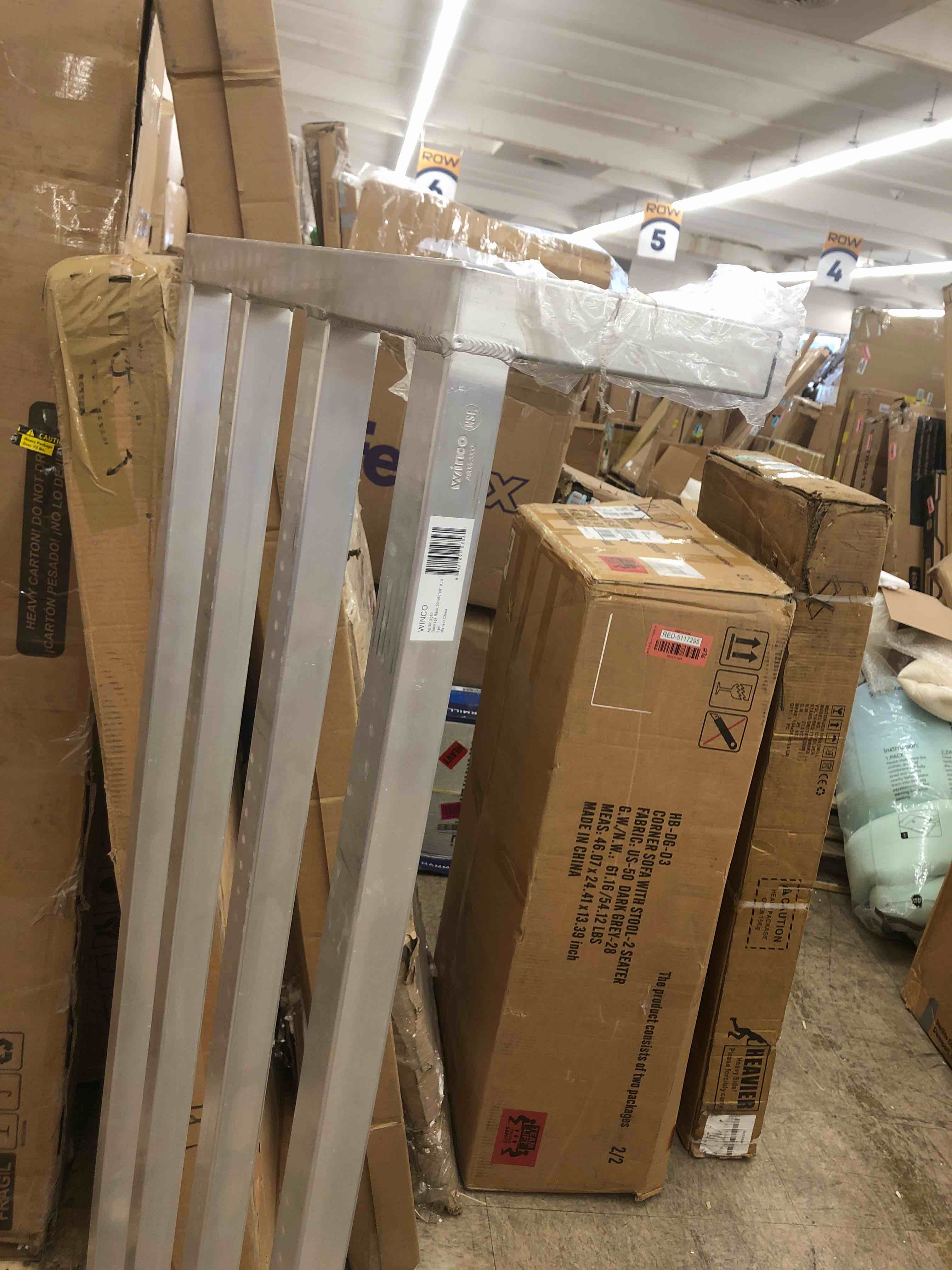 https://s3.amazonaws.com/lotting-images-prod/phillipi/RED5117297_1710957851125.jpeg