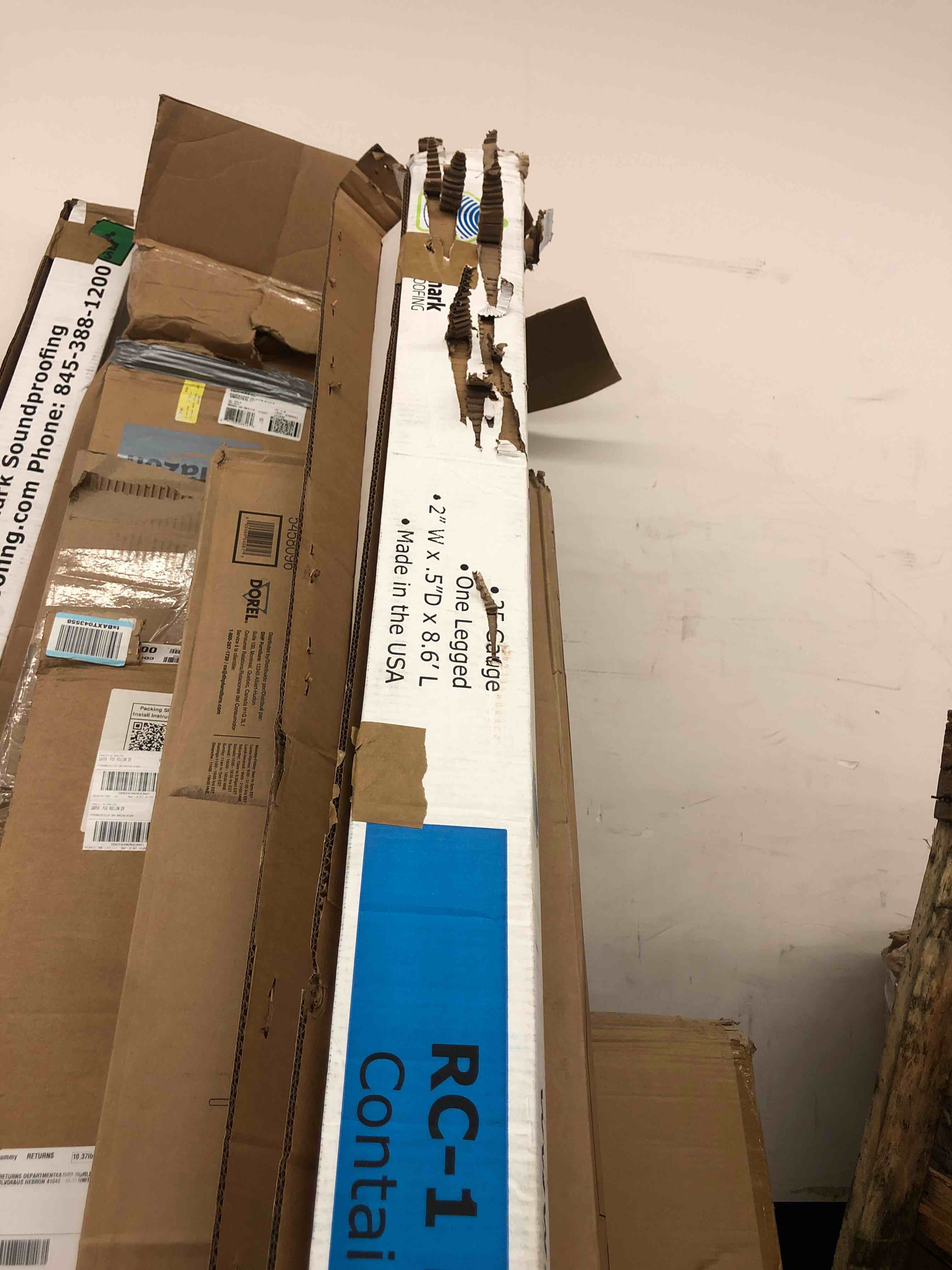 https://s3.amazonaws.com/lotting-images-prod/phillipi/RED5117829_1713377622758.jpeg